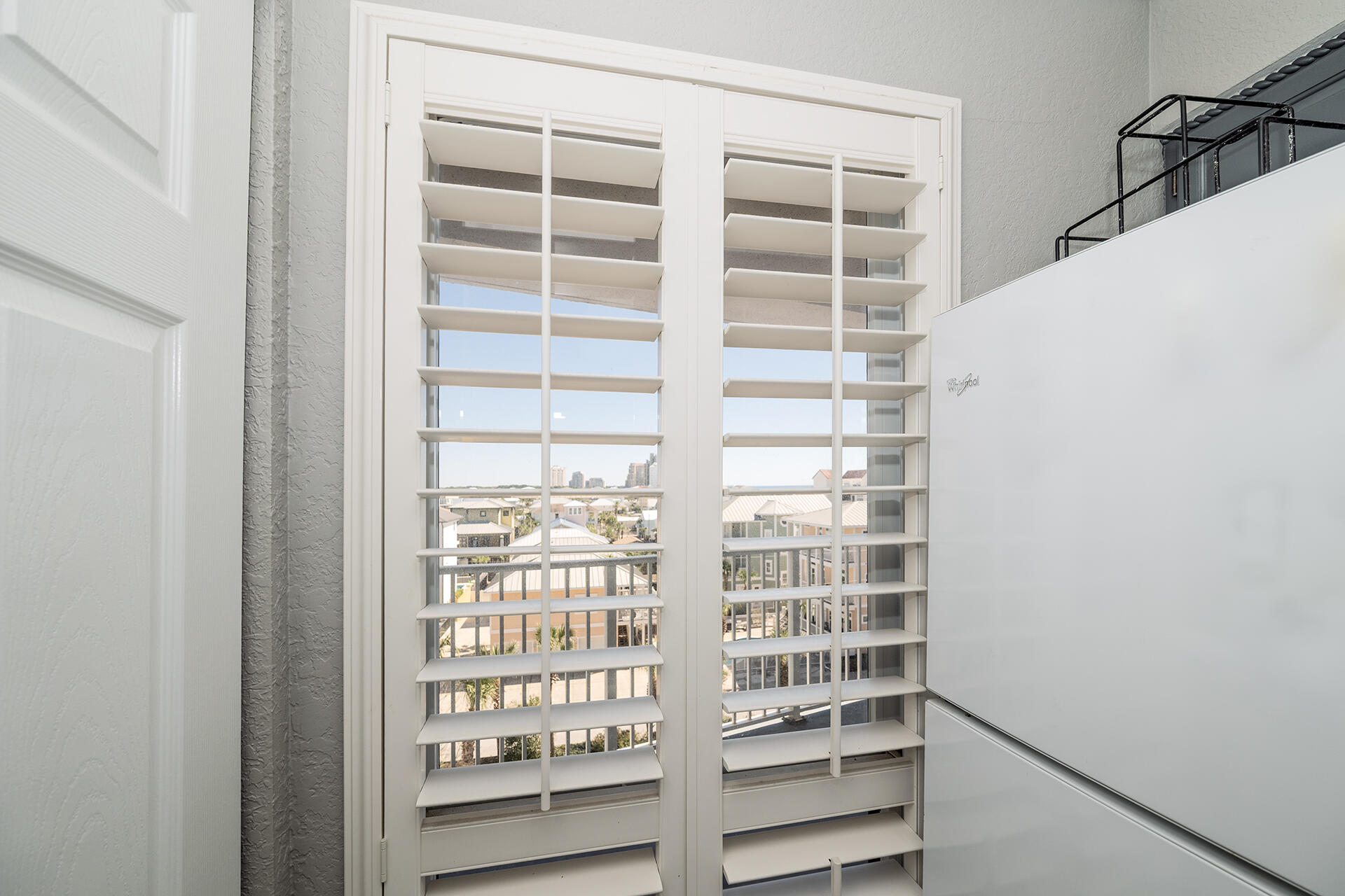 MAINSAIL CONDO PH 1 - Residential