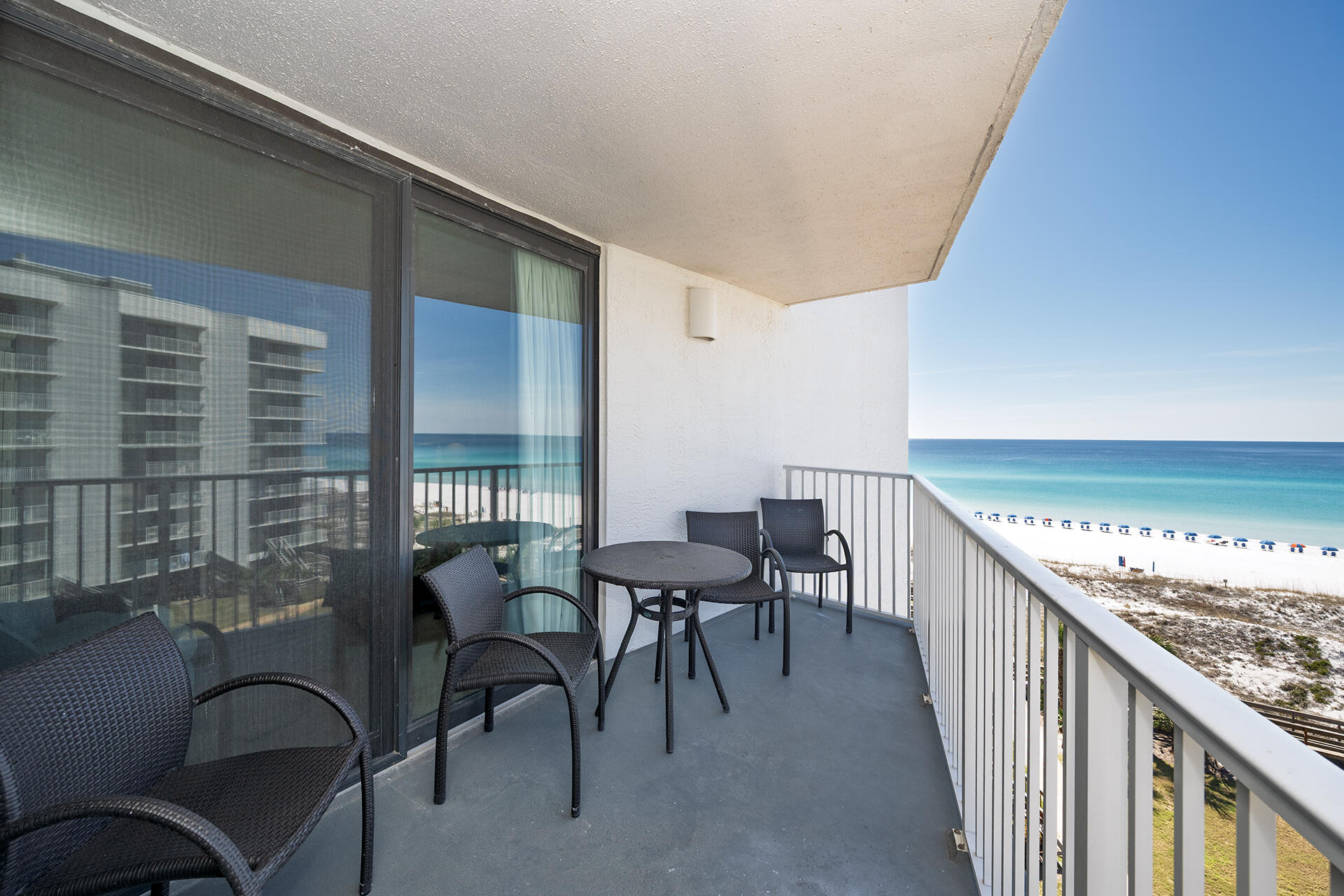 MAINSAIL CONDO PH 1 - Residential