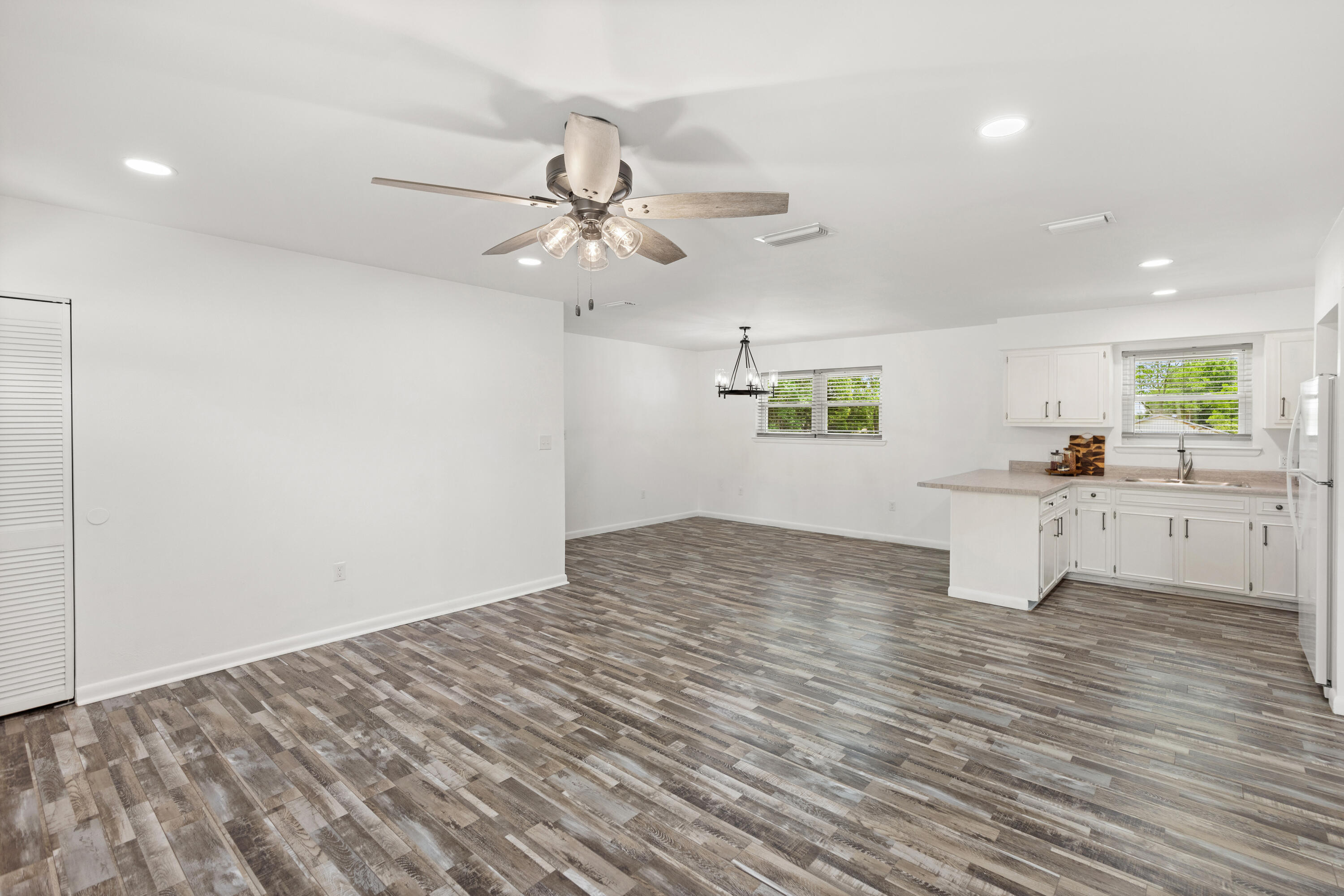 ADAMS POWELL EAST - Residential