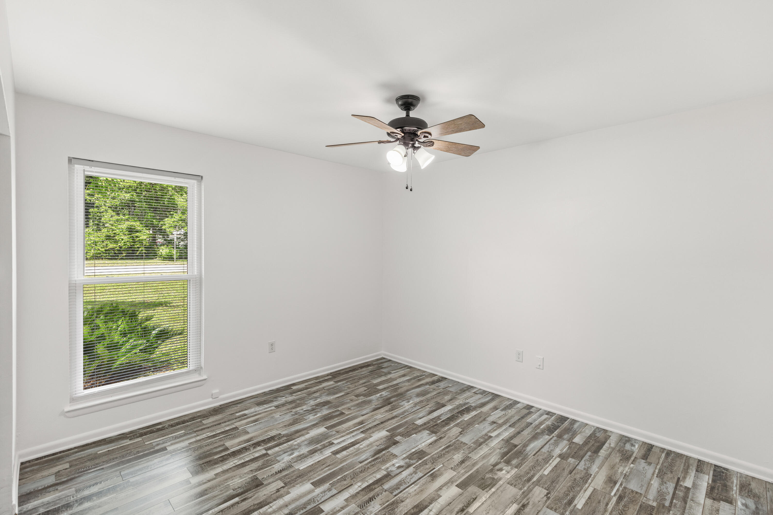 ADAMS POWELL EAST - Residential
