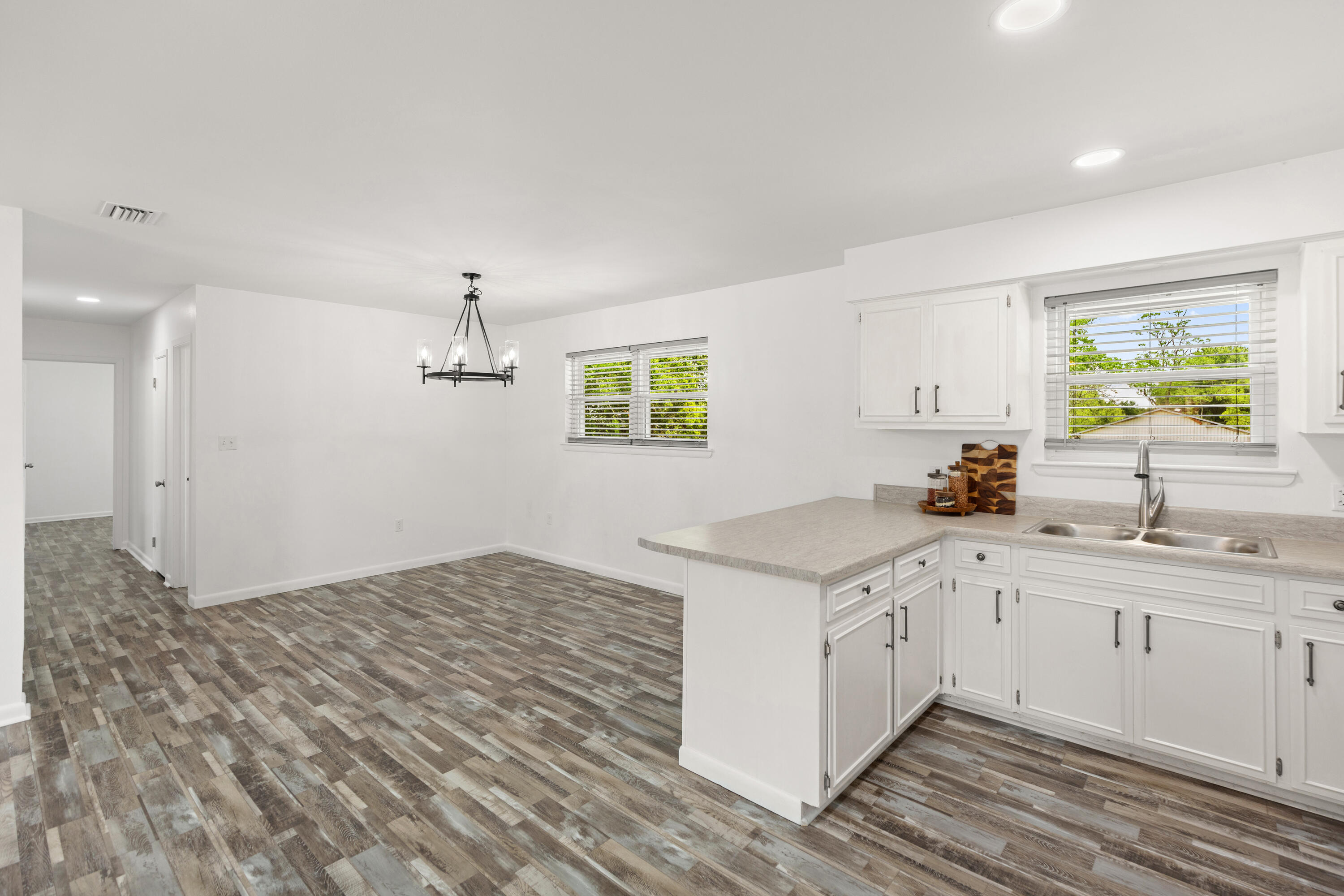 ADAMS POWELL EAST - Residential