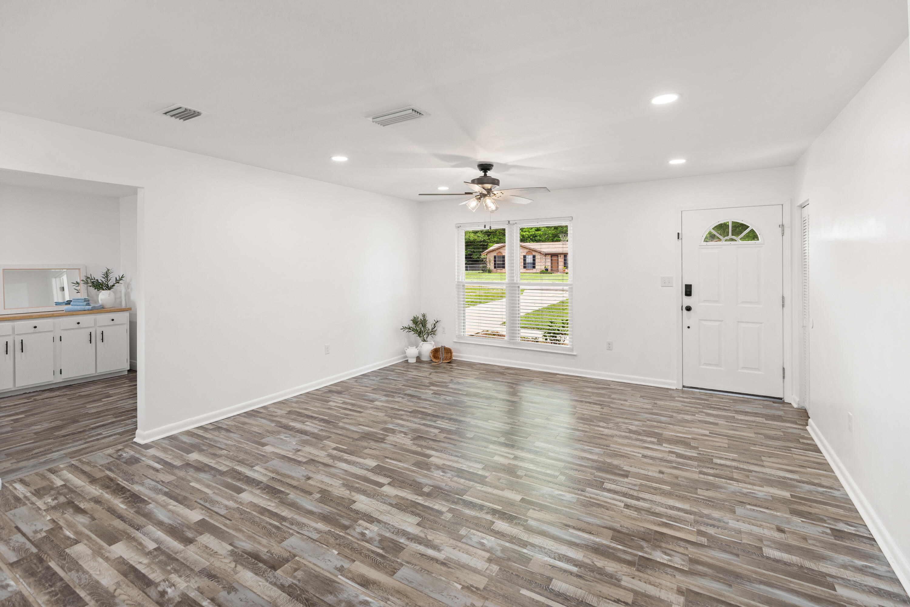 ADAMS POWELL EAST - Residential
