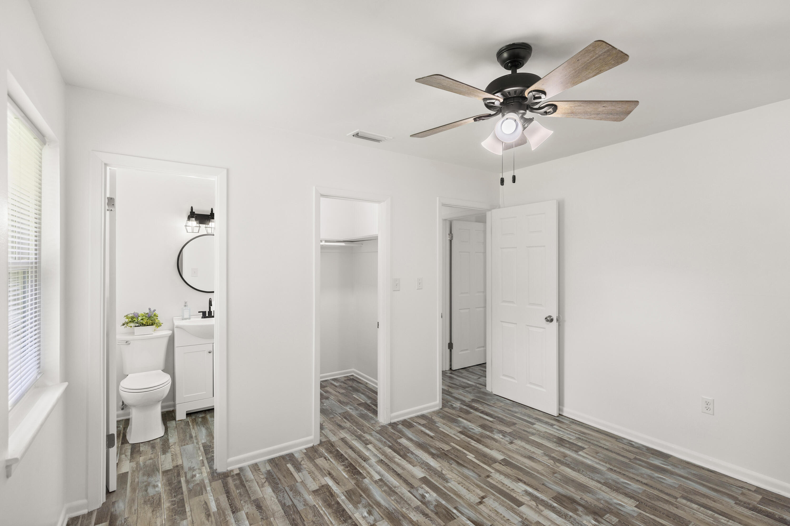 ADAMS POWELL EAST - Residential