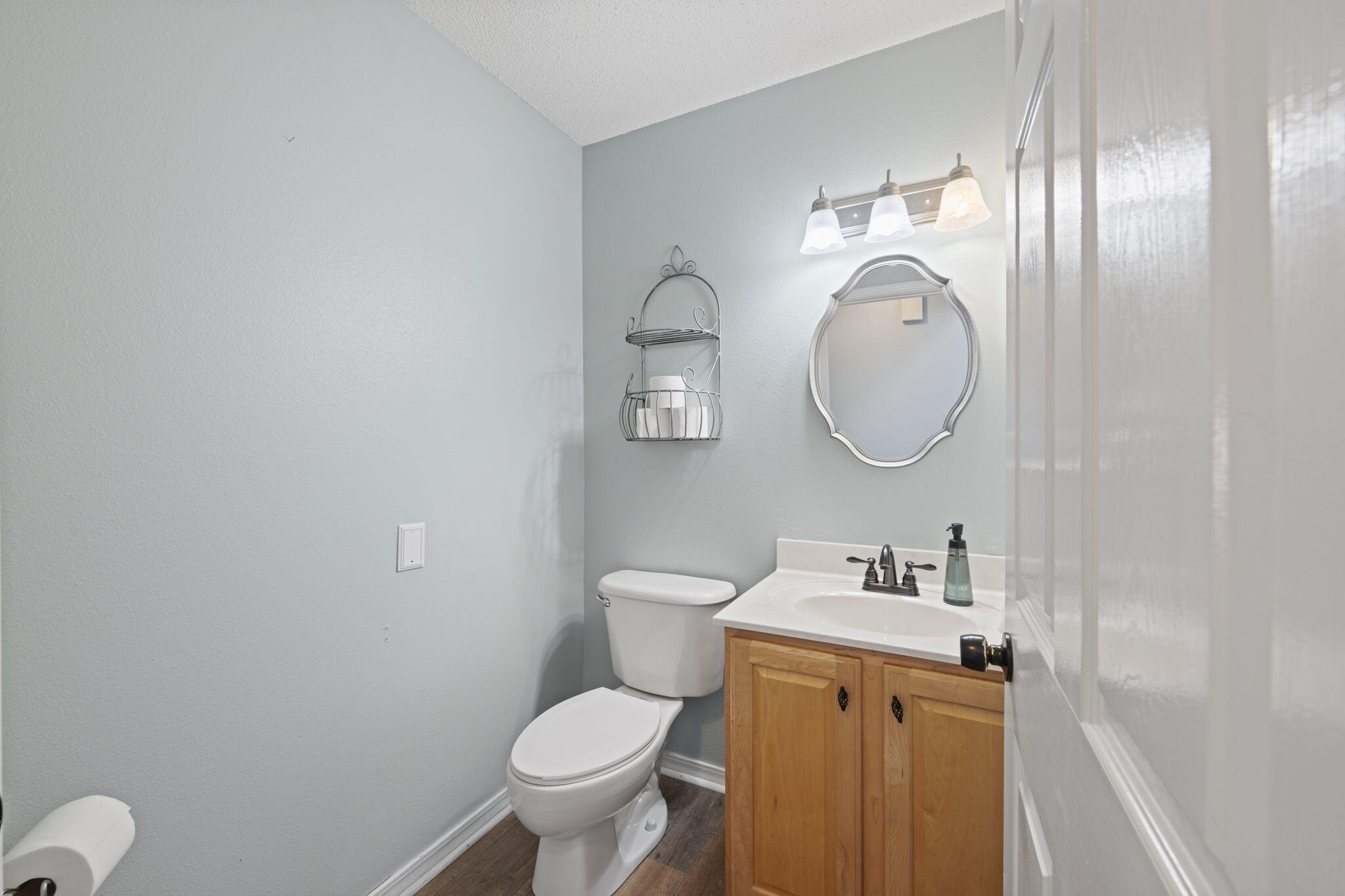 ROBLEDAL ESTATES UNIT 6 - Residential