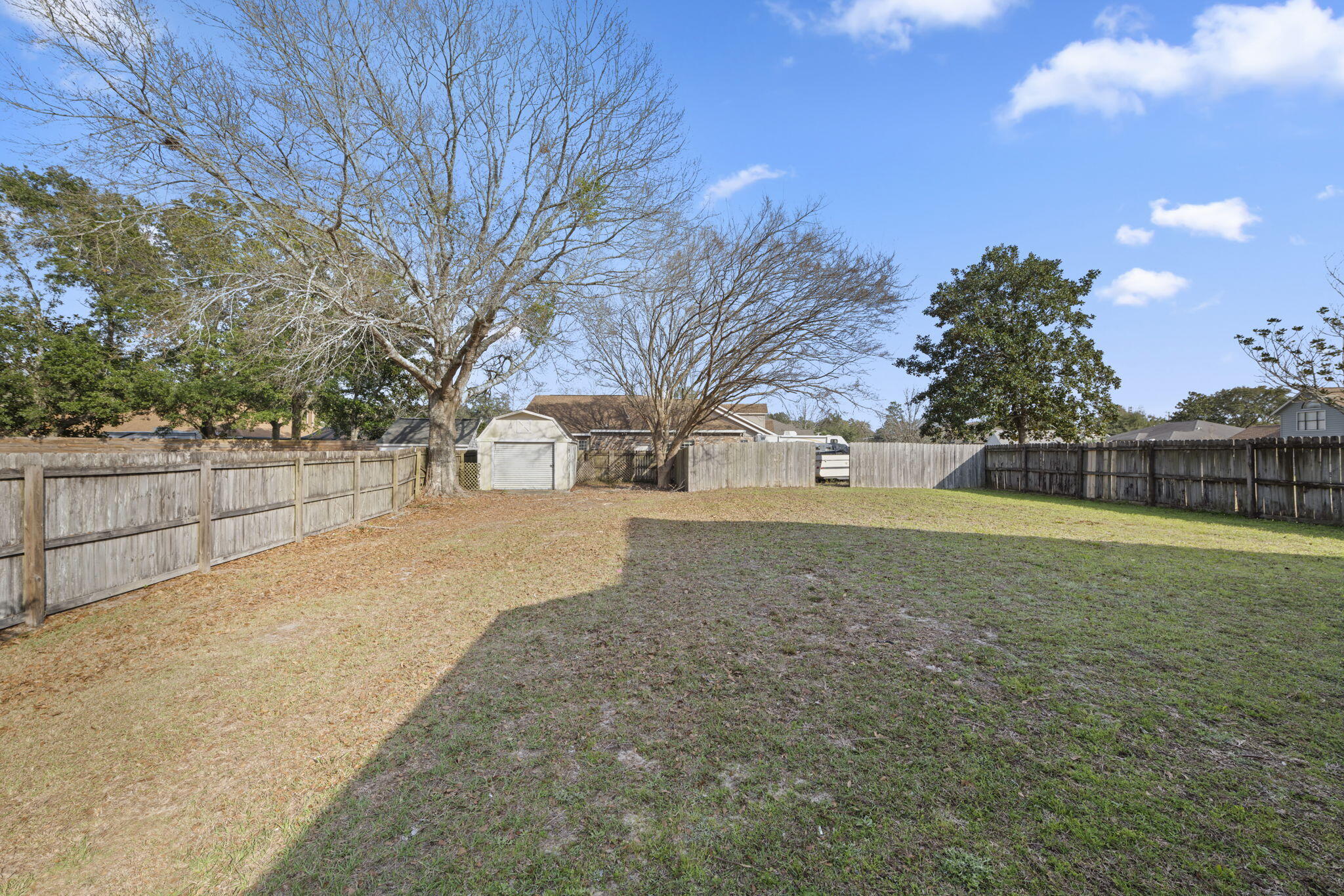 ROBLEDAL ESTATES UNIT 6 - Residential