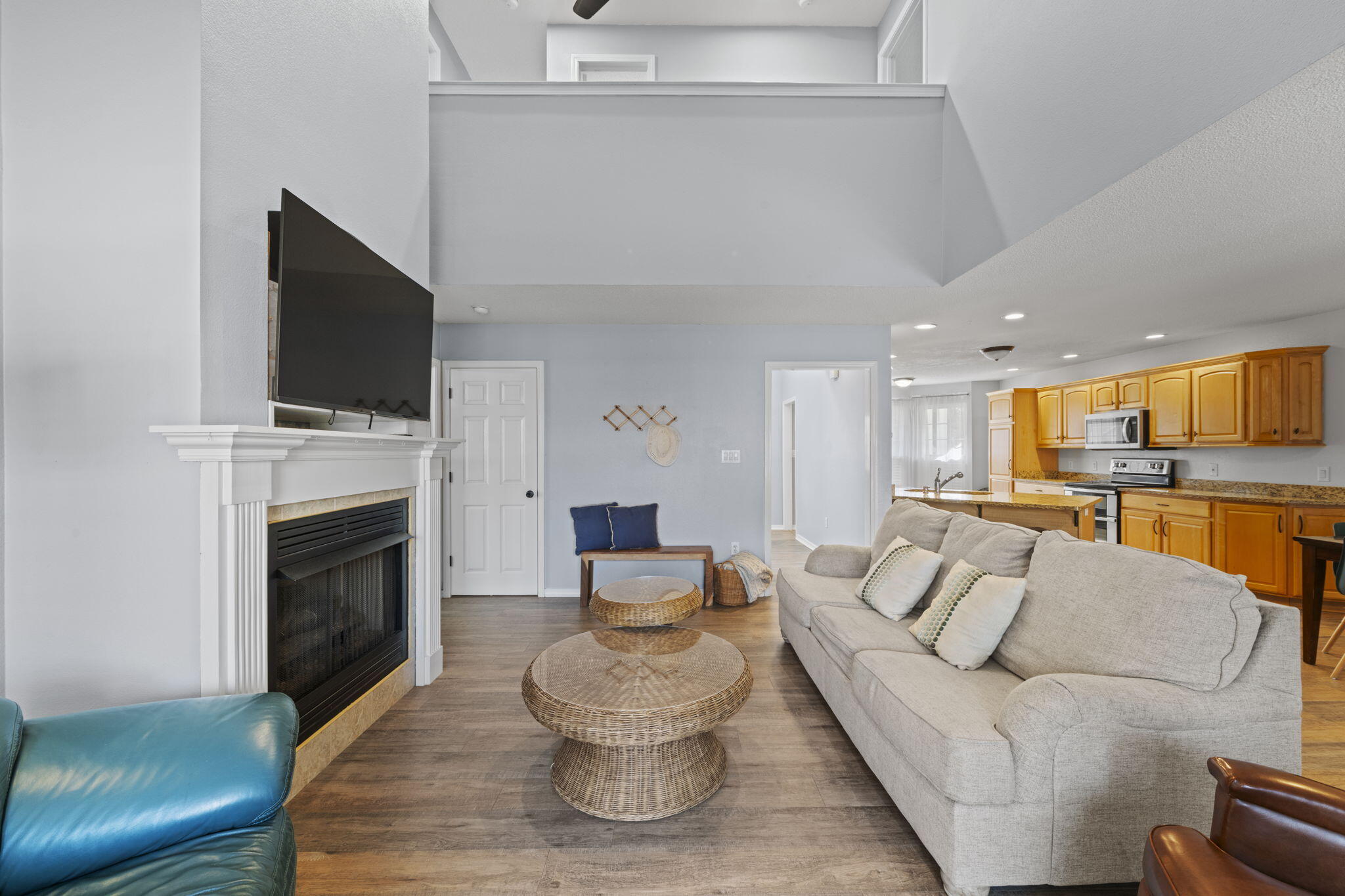 ROBLEDAL ESTATES UNIT 6 - Residential