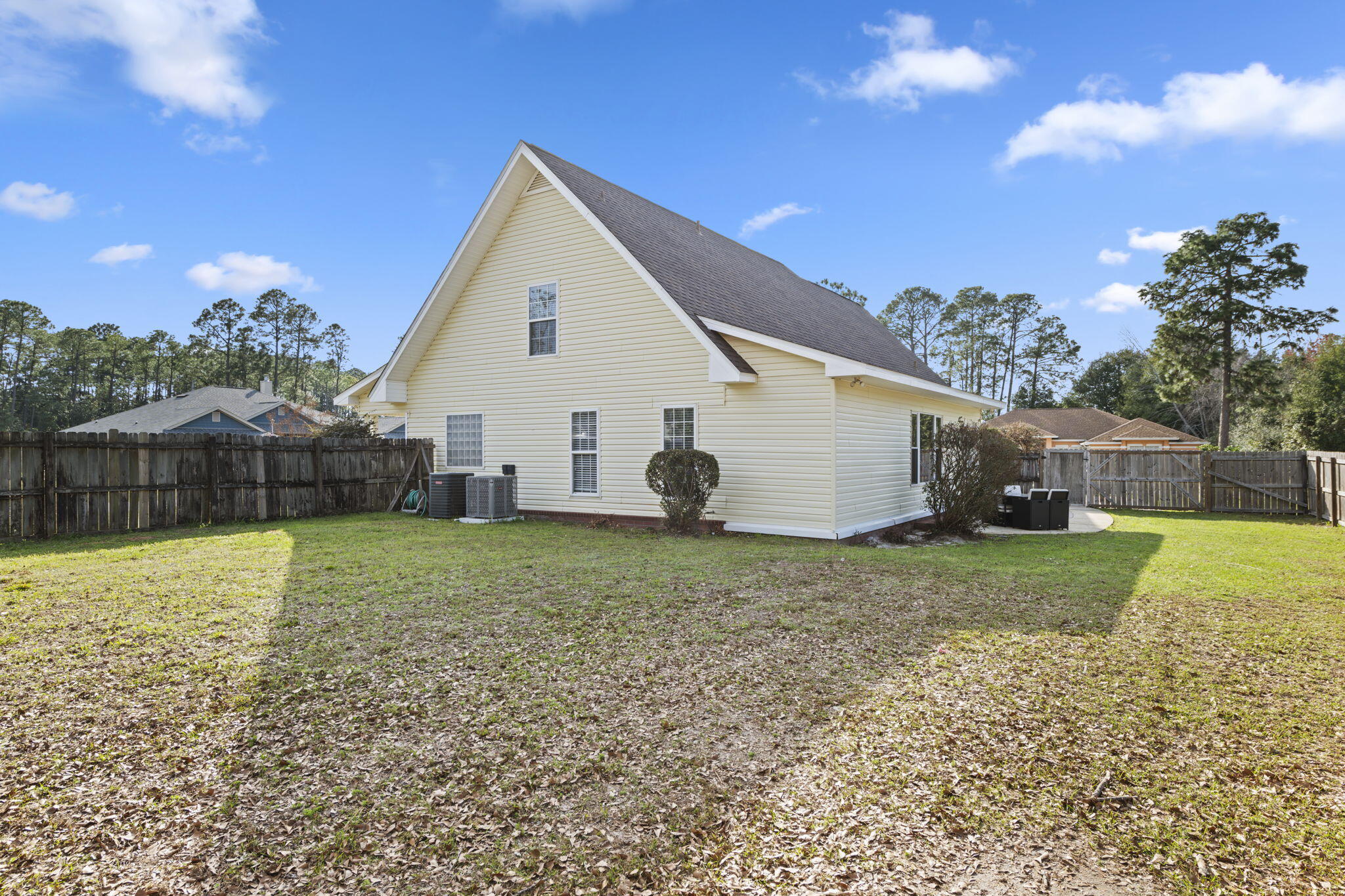 ROBLEDAL ESTATES UNIT 6 - Residential