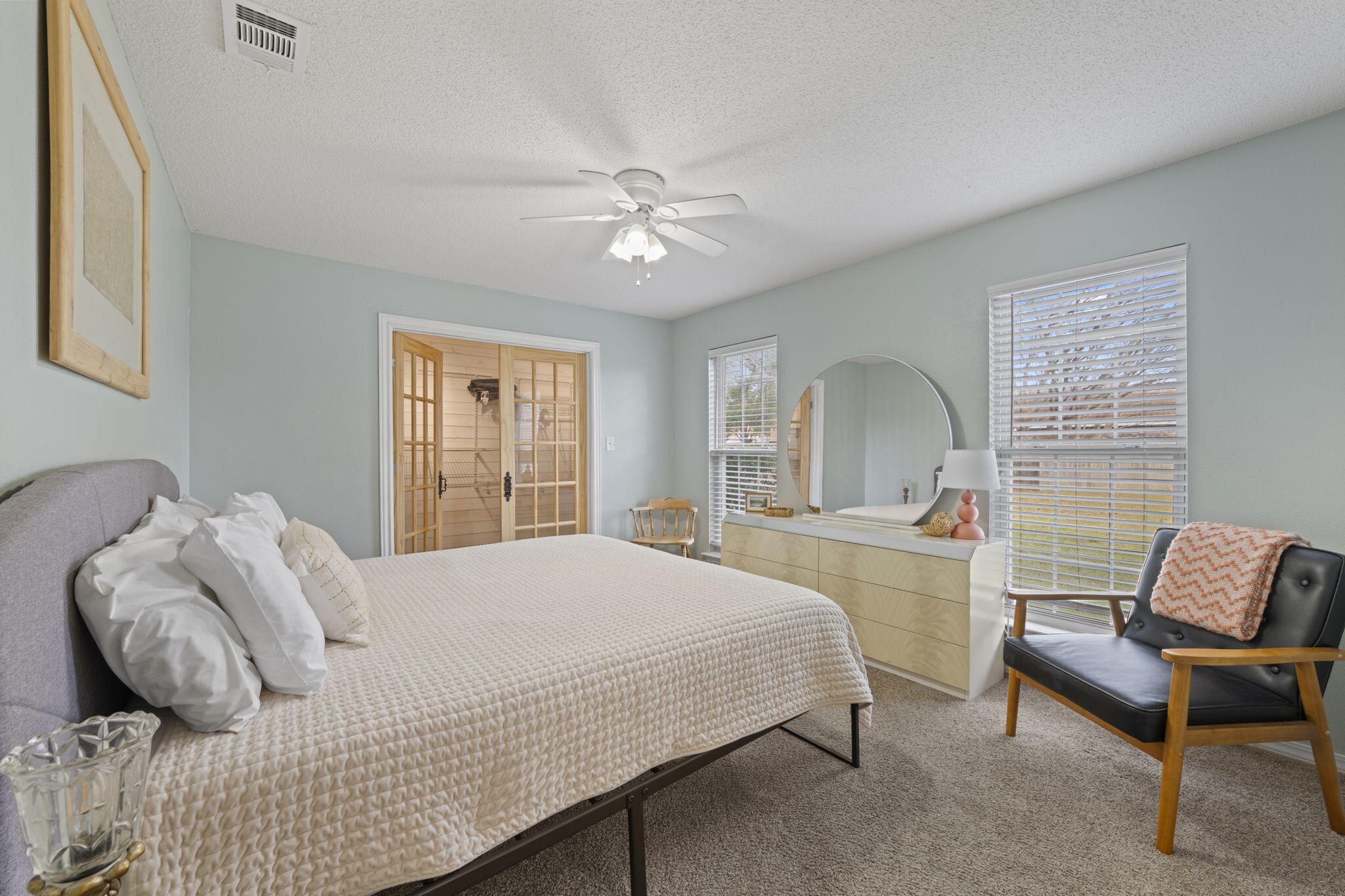 ROBLEDAL ESTATES UNIT 6 - Residential