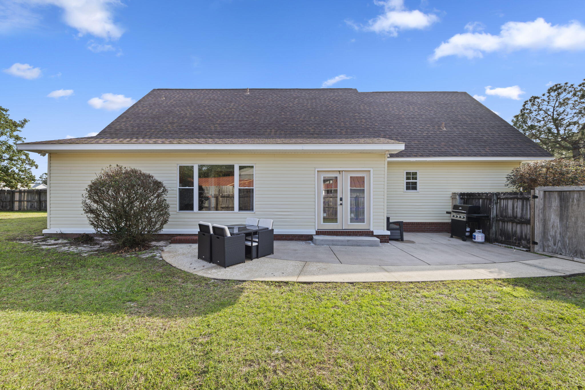 ROBLEDAL ESTATES UNIT 6 - Residential