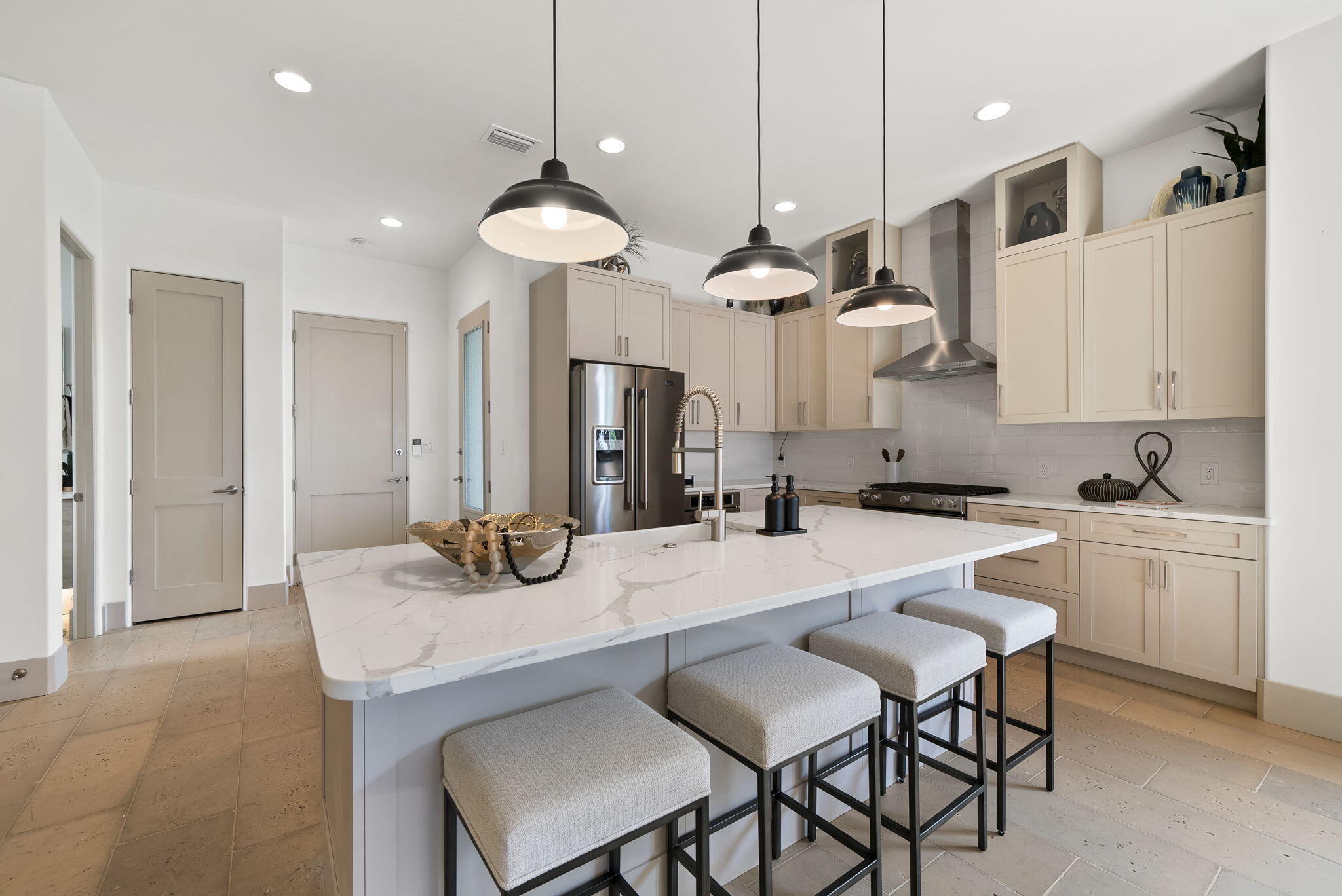 GRAND LAGOON - Residential