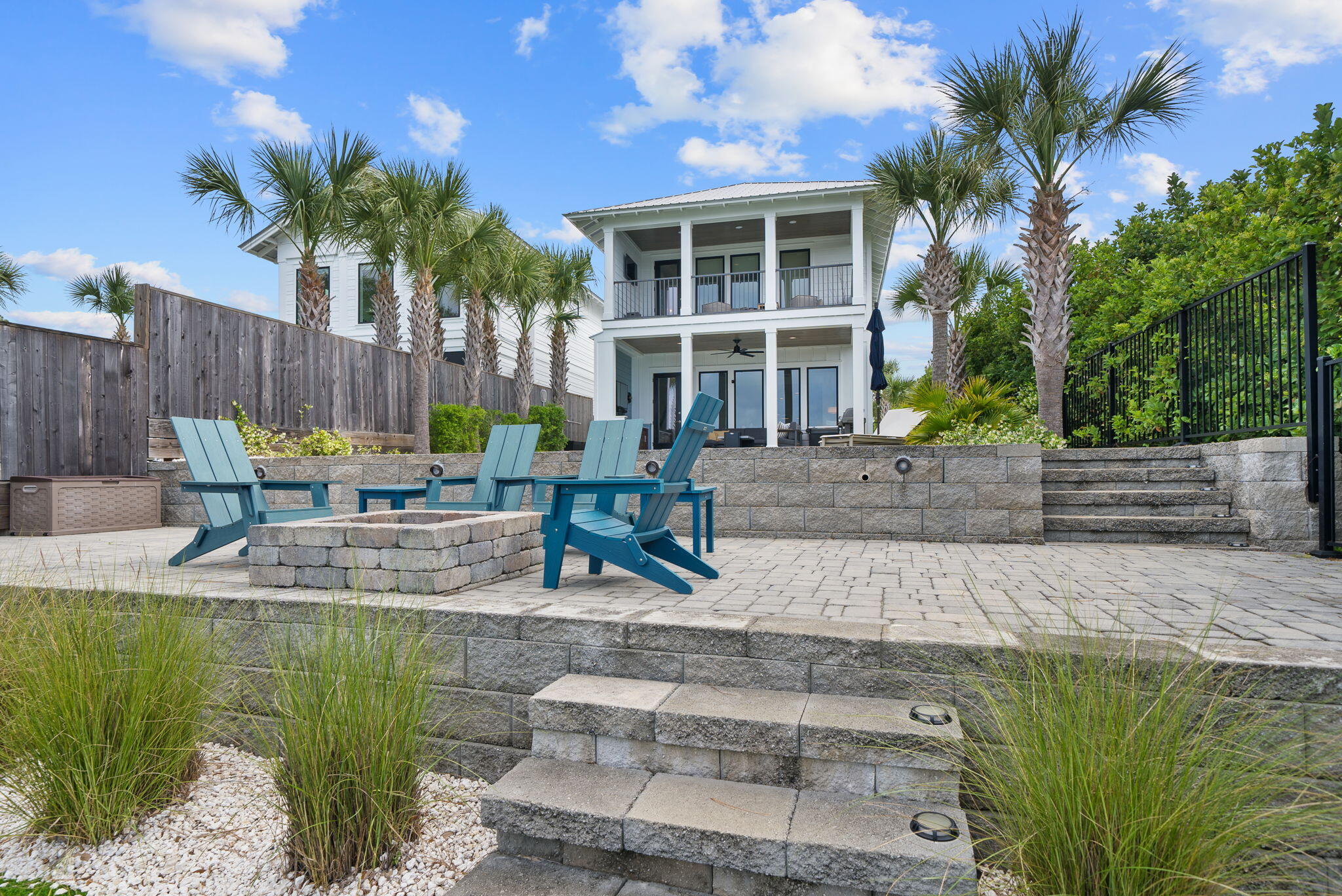 GRAND LAGOON - Residential
