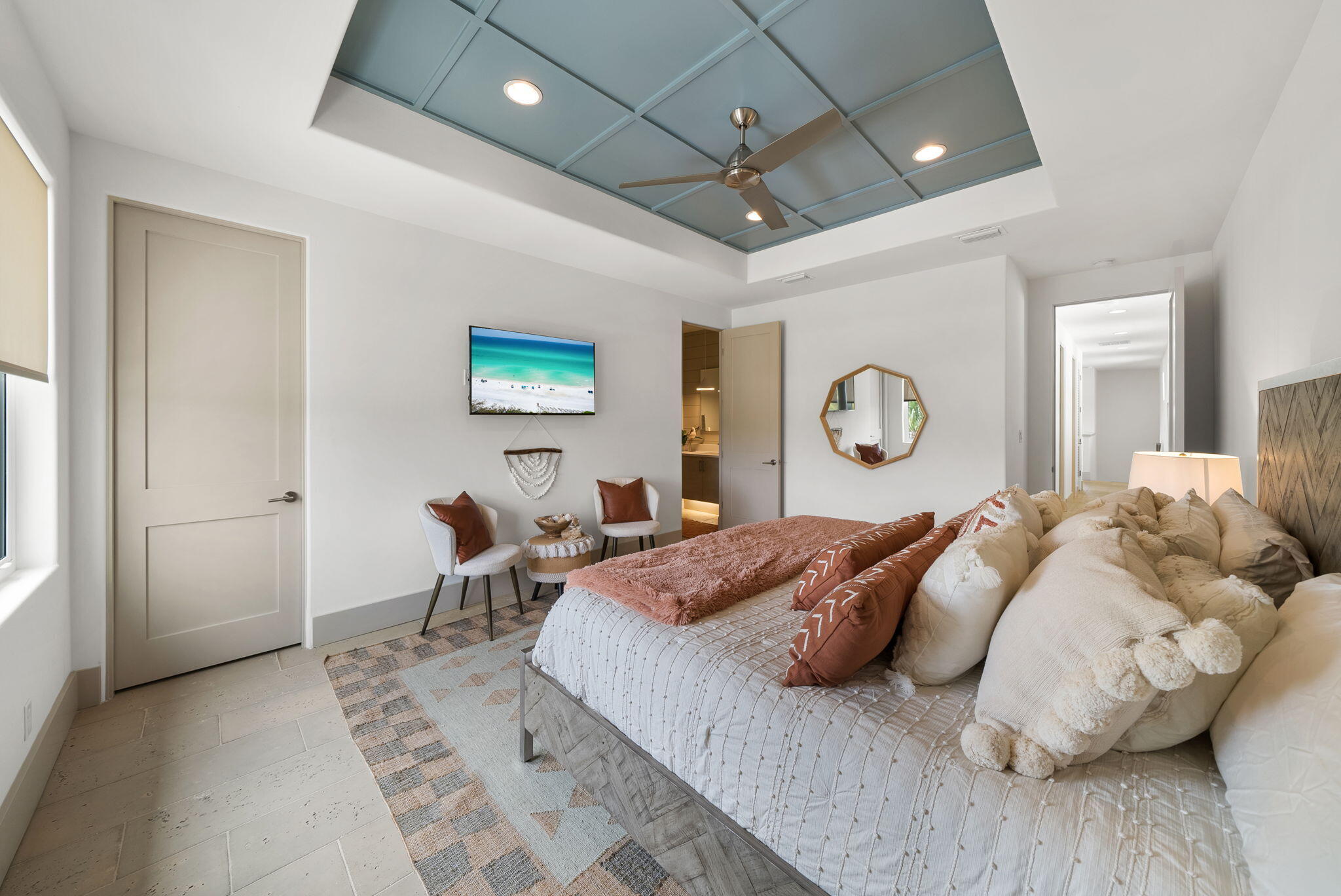 GRAND LAGOON - Residential
