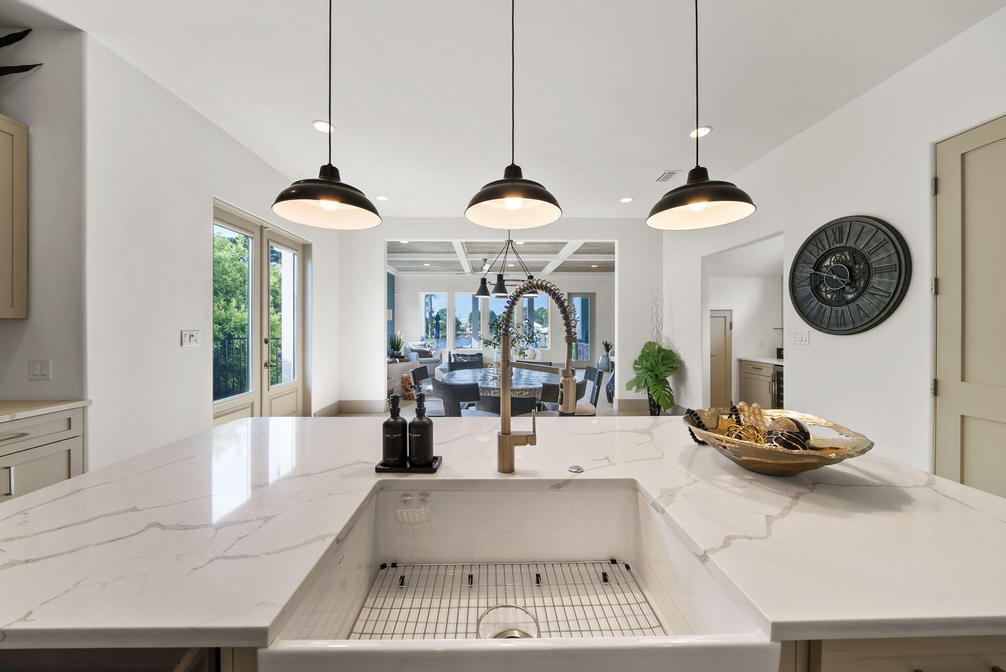 GRAND LAGOON - Residential