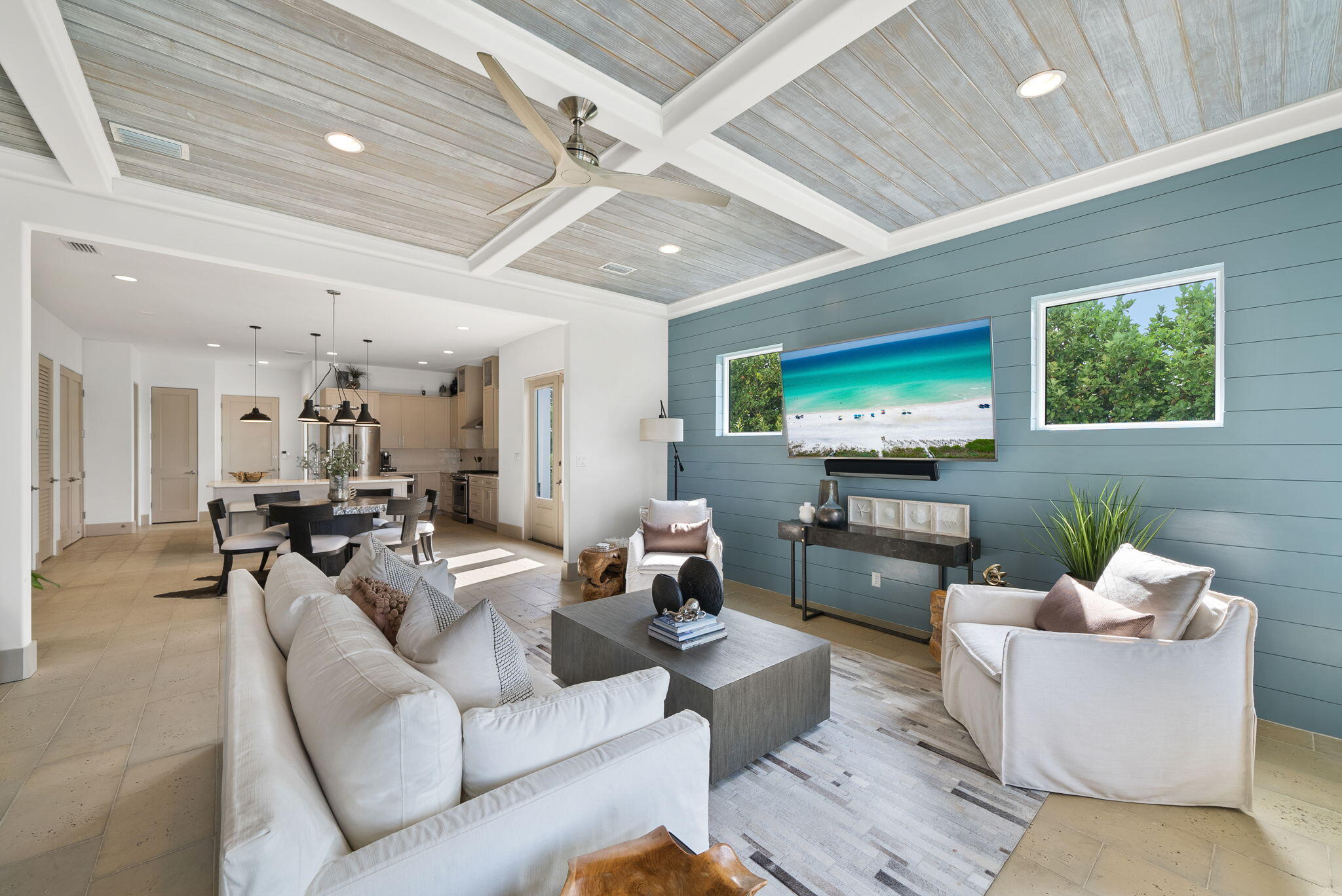 GRAND LAGOON - Residential