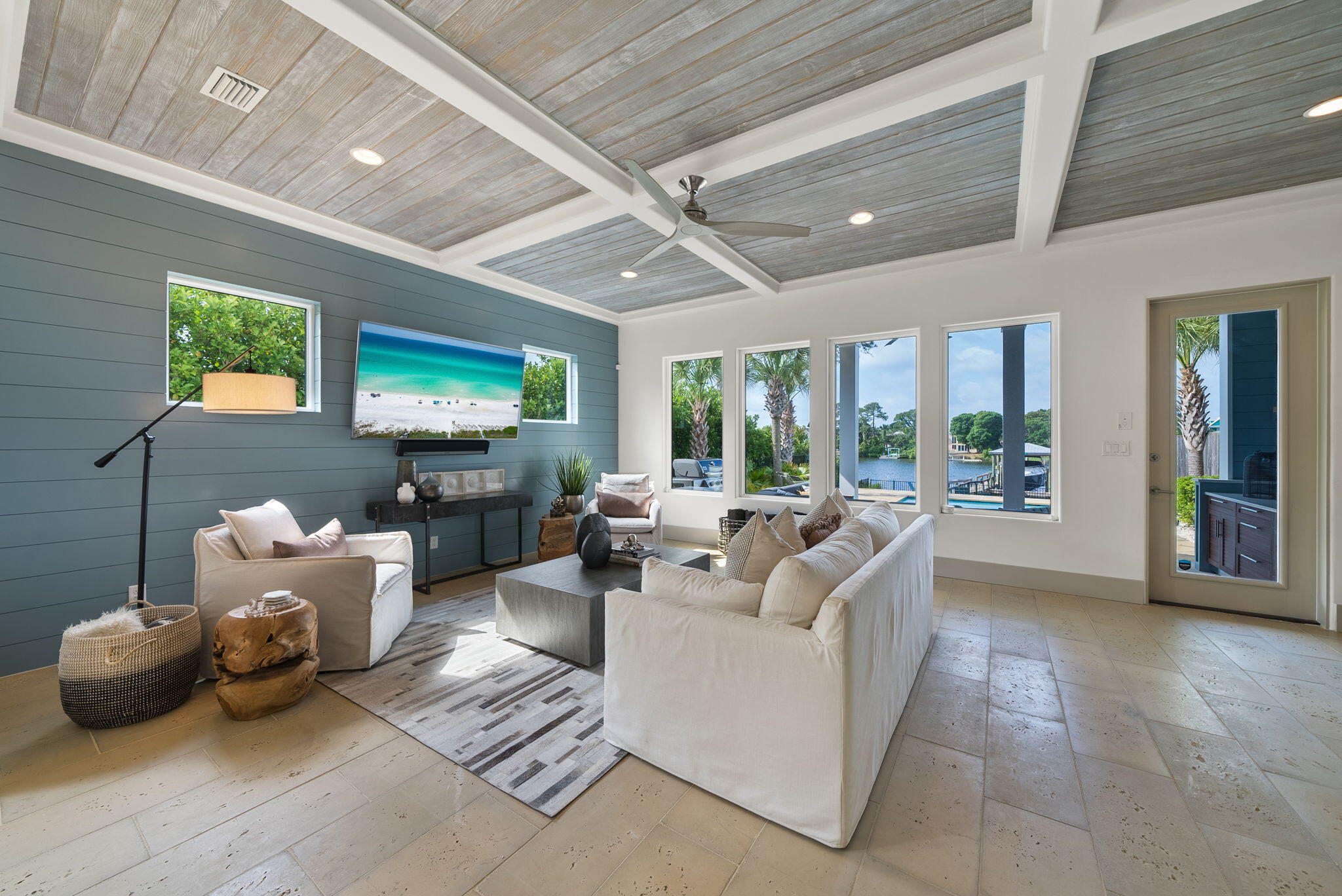 GRAND LAGOON - Residential