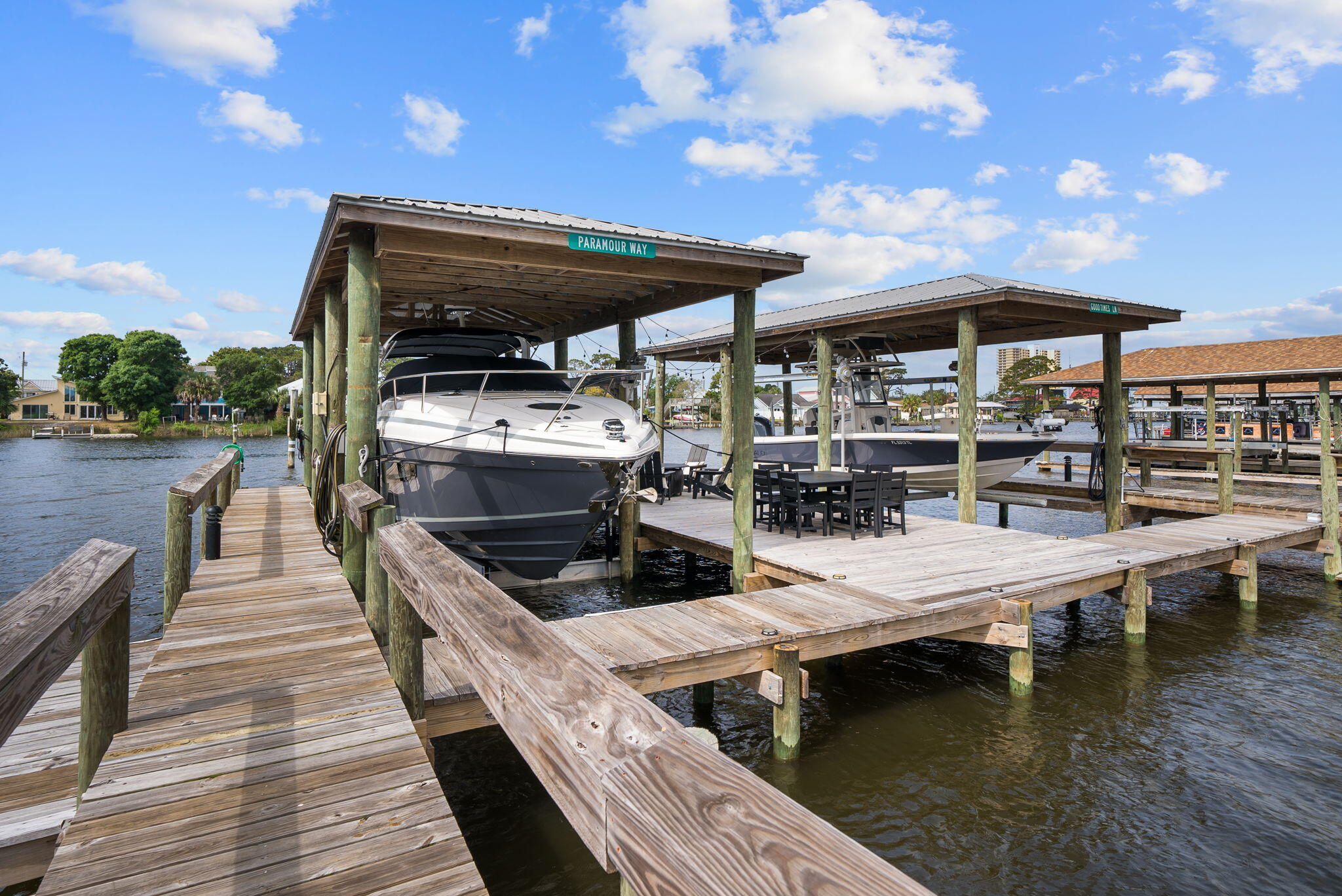 GRAND LAGOON - Residential