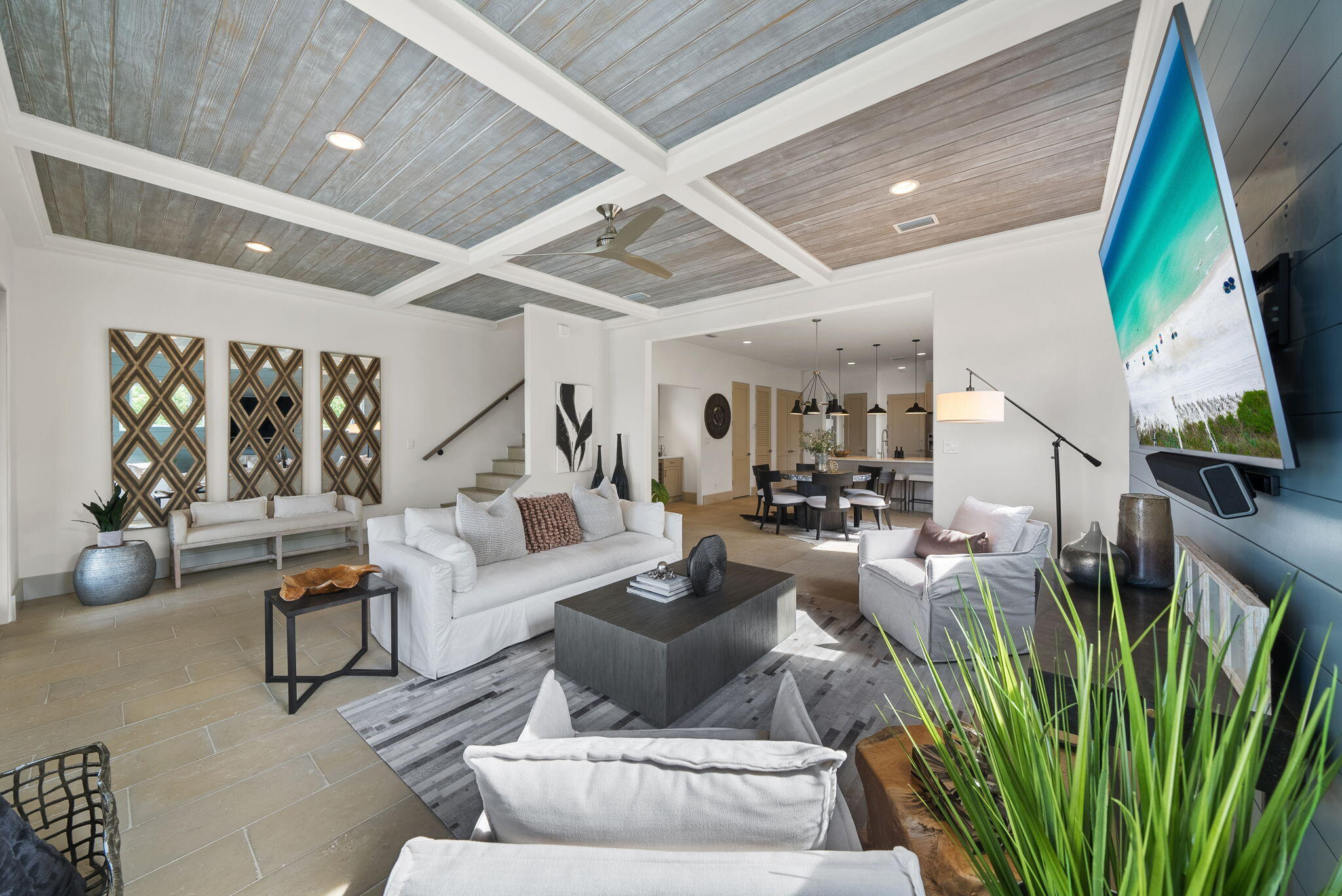 GRAND LAGOON - Residential