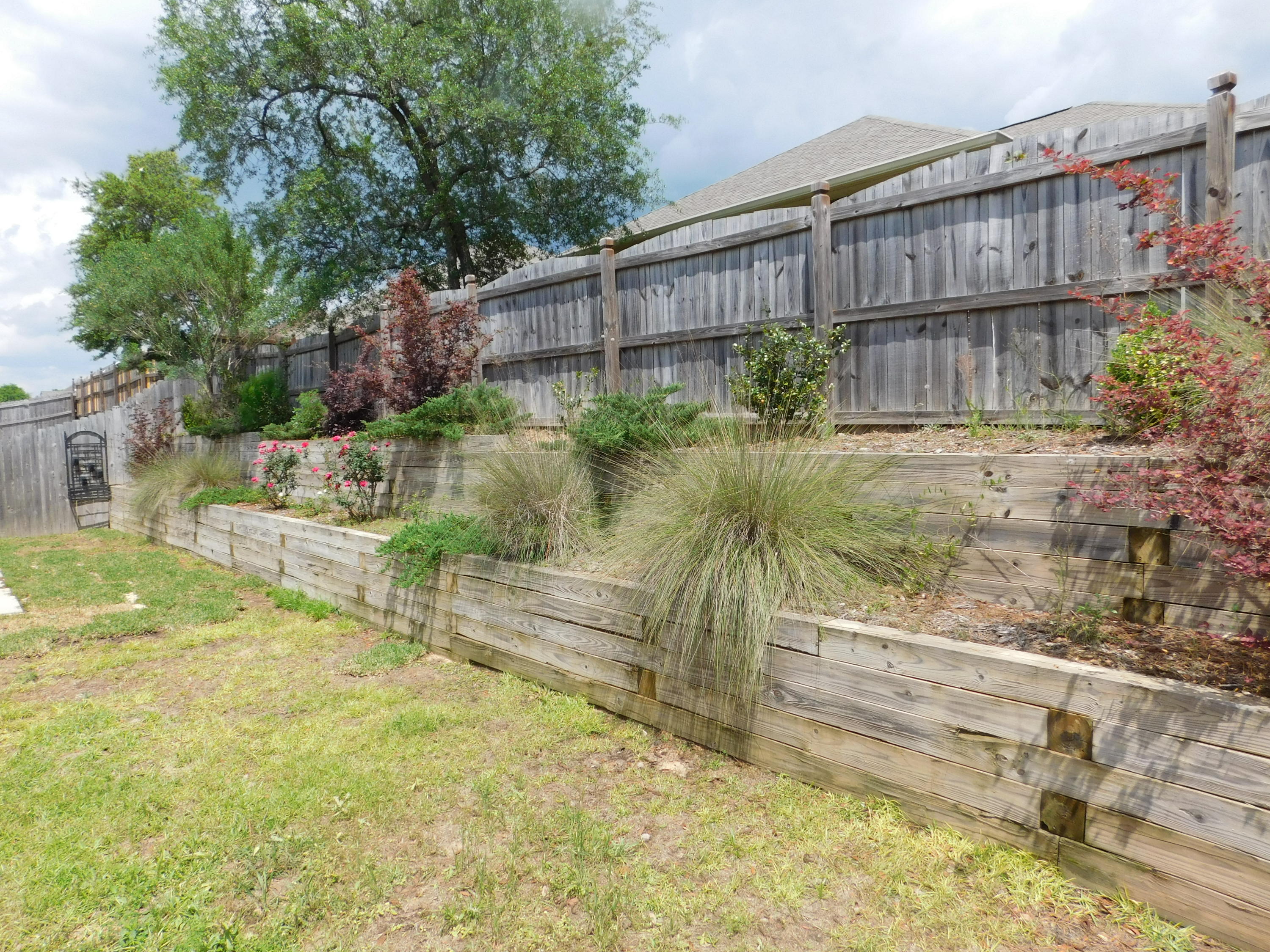 DUGGAN POND ESTATES - Residential