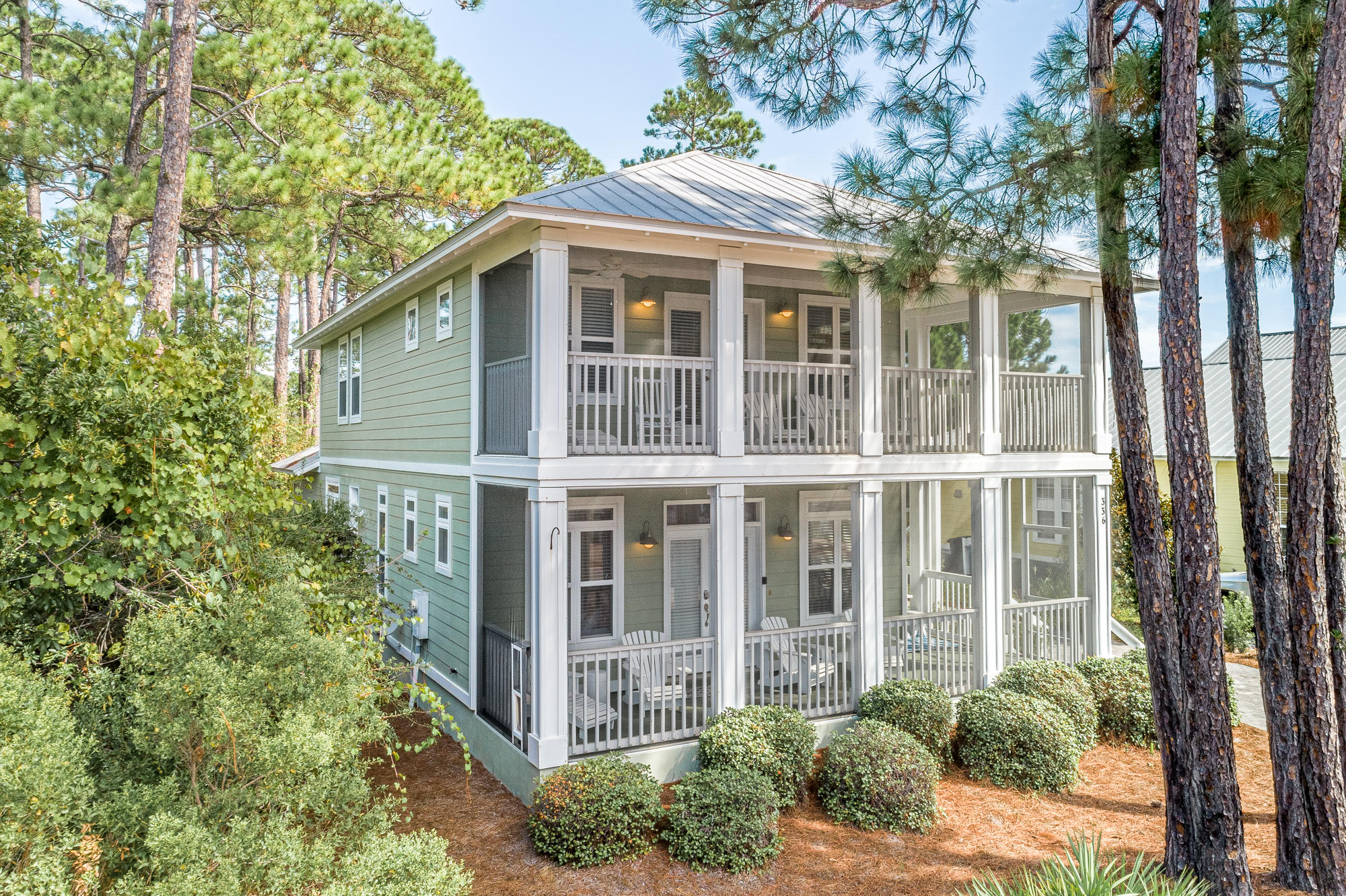 CASSINE VILLAGE - Residential