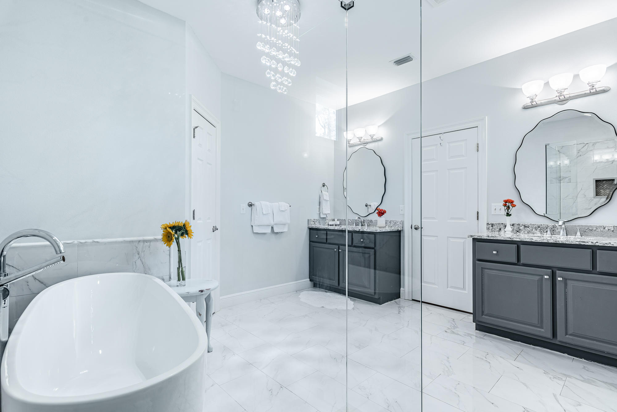 CASSINE VILLAGE - Residential