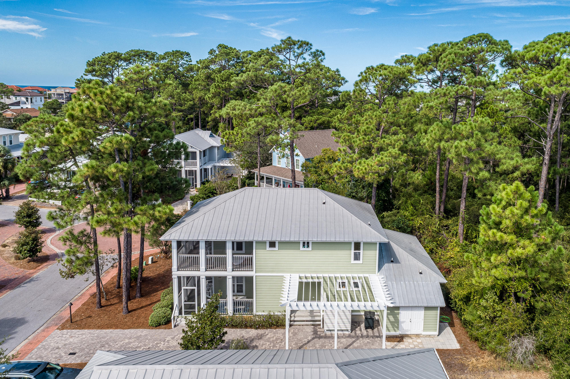 CASSINE VILLAGE - Residential