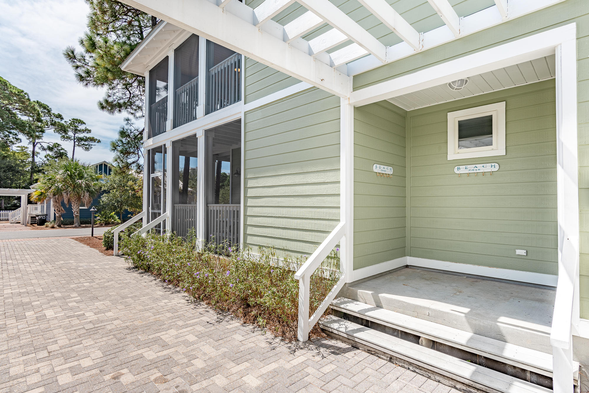 CASSINE VILLAGE - Residential