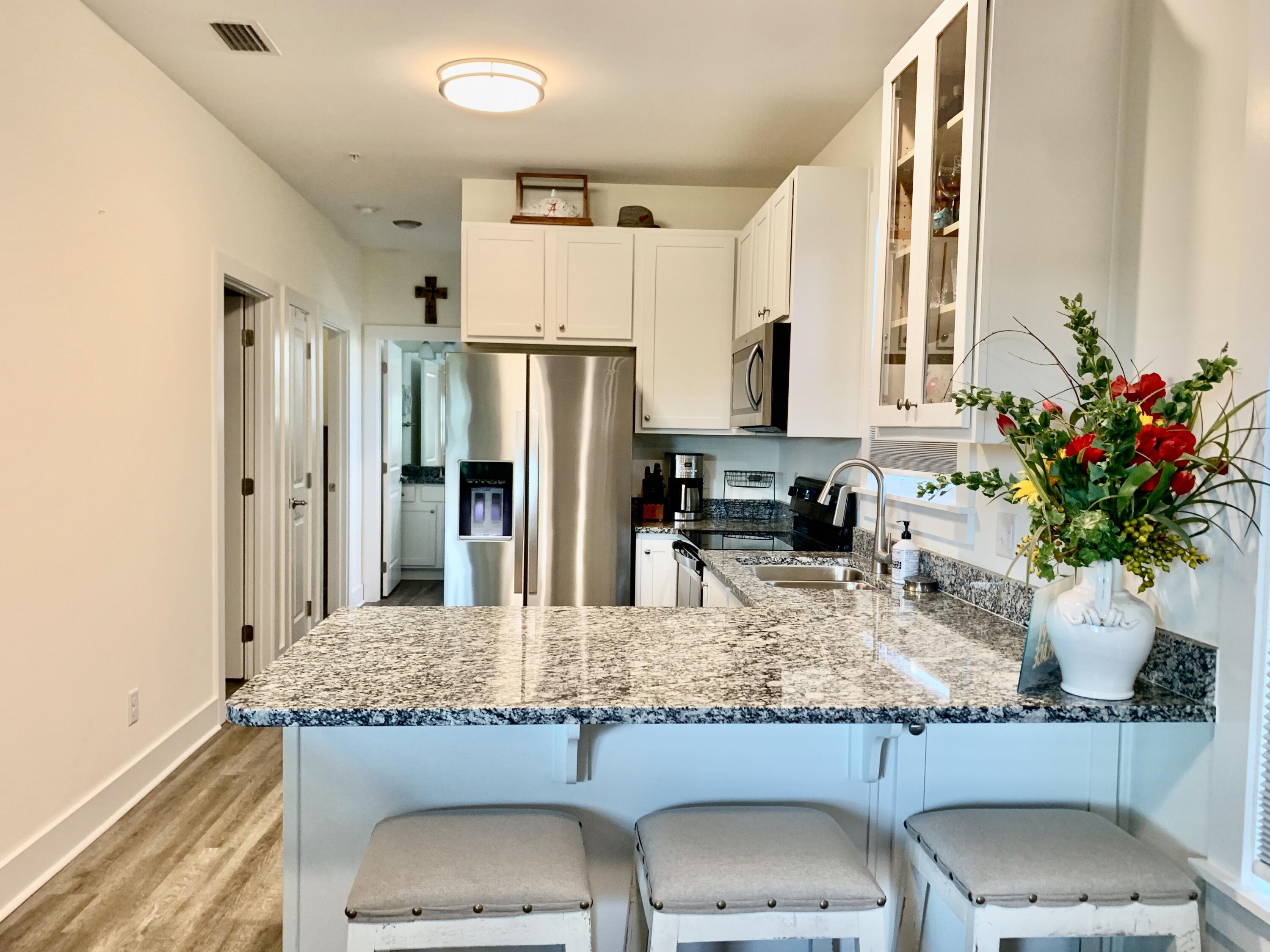 Hidden Lake Condominium - Residential