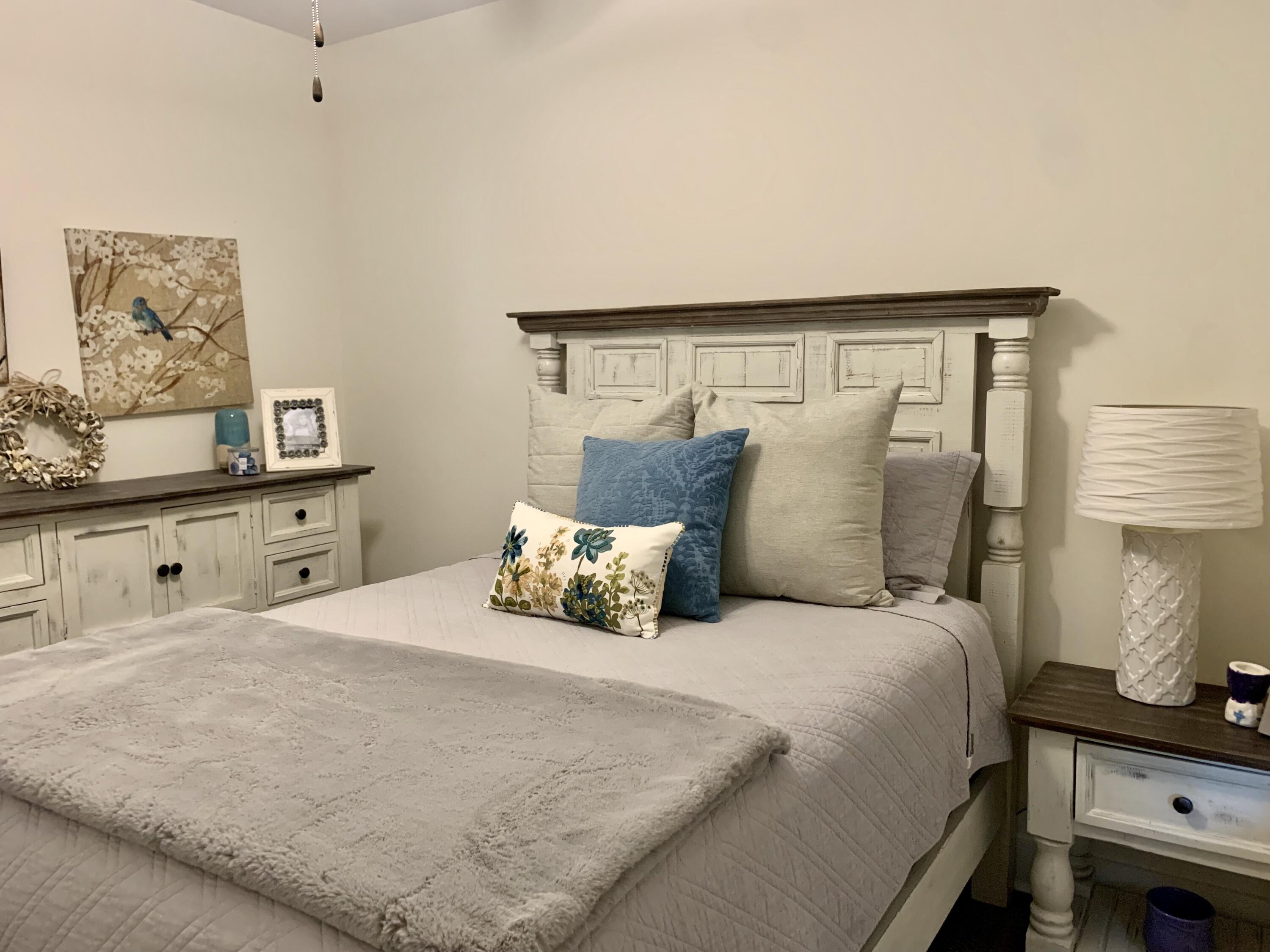 Hidden Lake Condominium - Residential