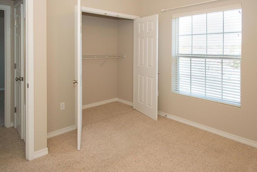 MERIDIAN SQUARE T/H - Residential Lease