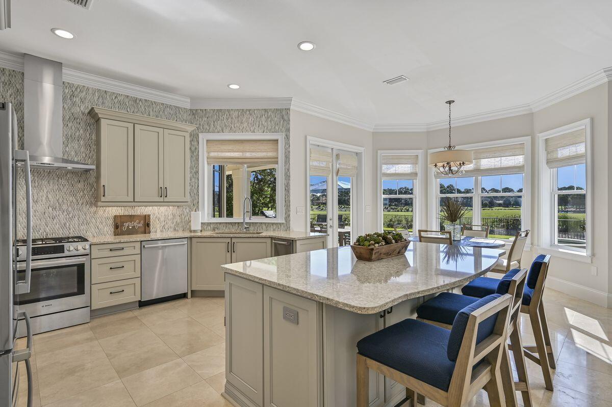 ISLAND GREEN - Residential