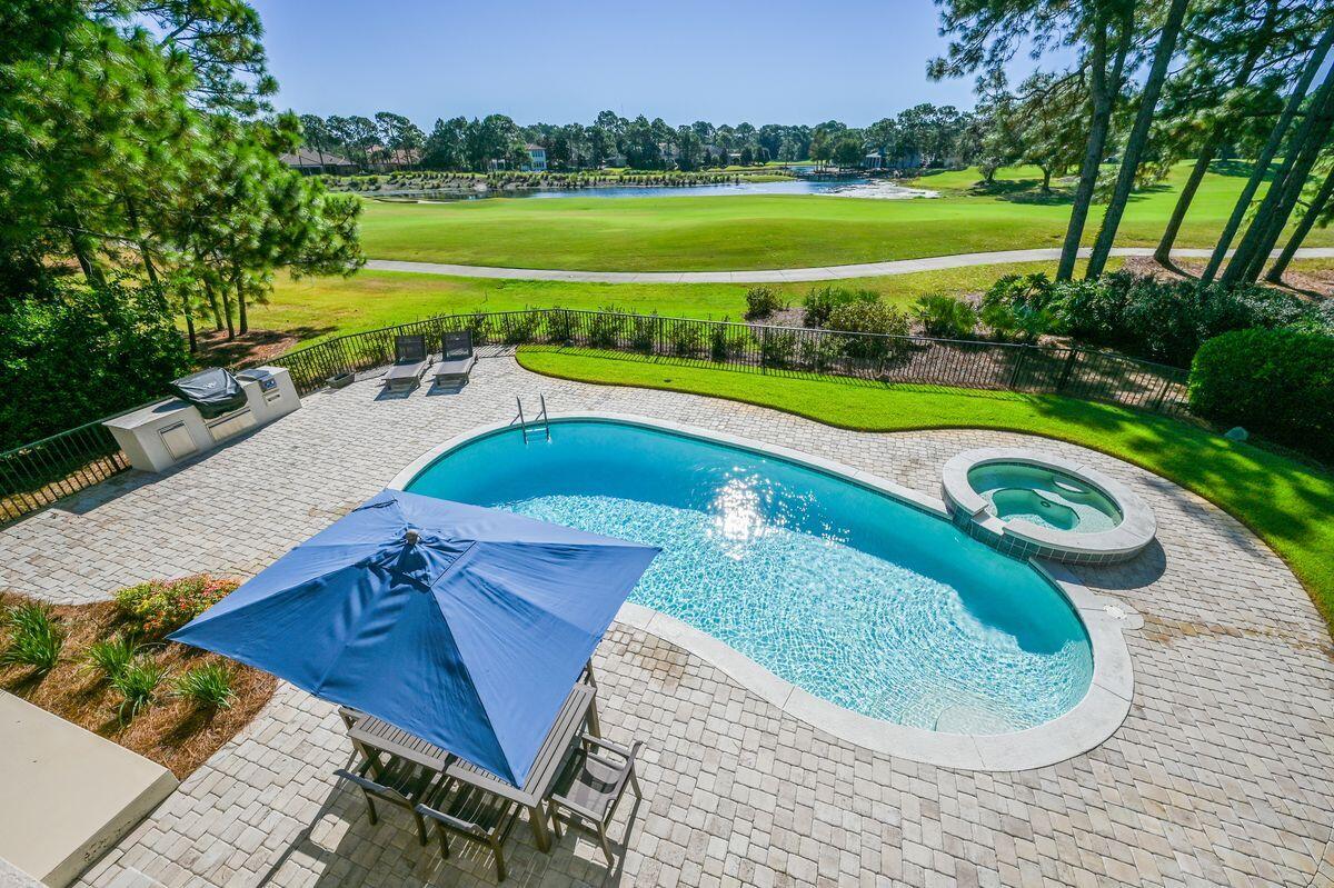 ISLAND GREEN - Residential