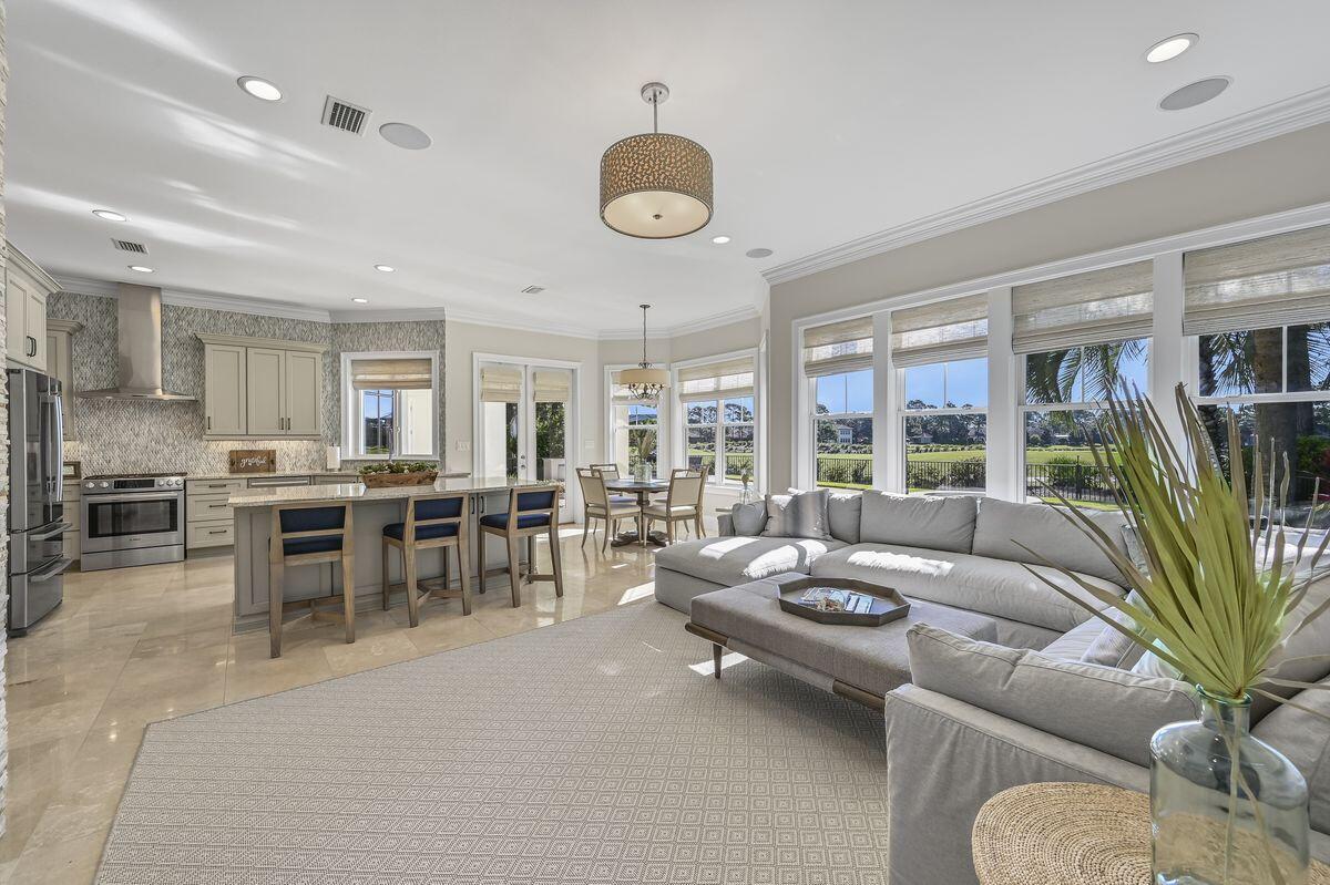ISLAND GREEN - Residential