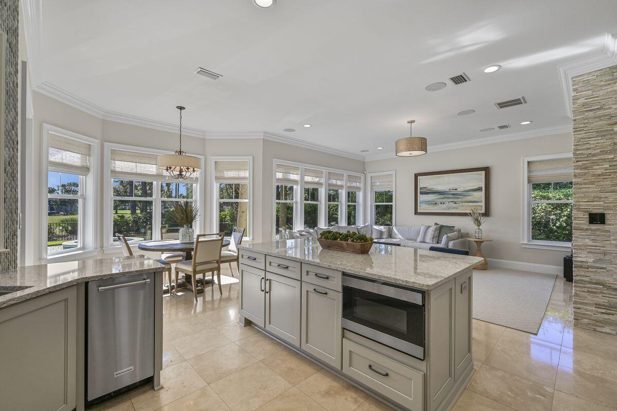 ISLAND GREEN - Residential