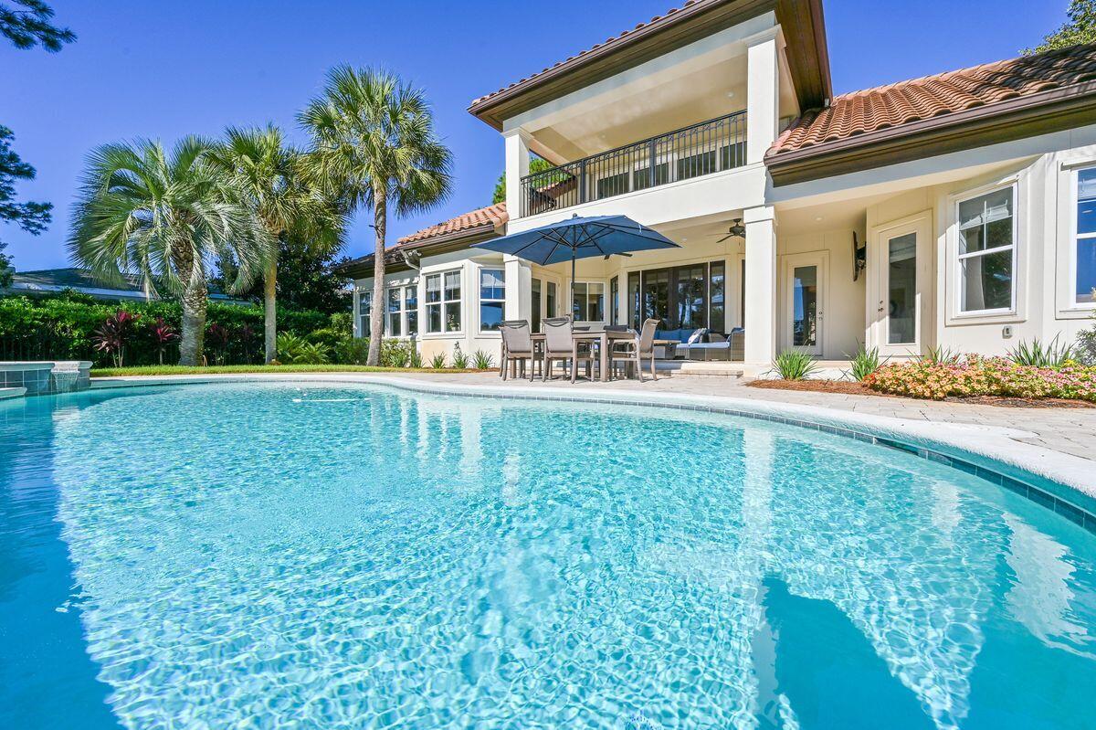 ISLAND GREEN - Residential