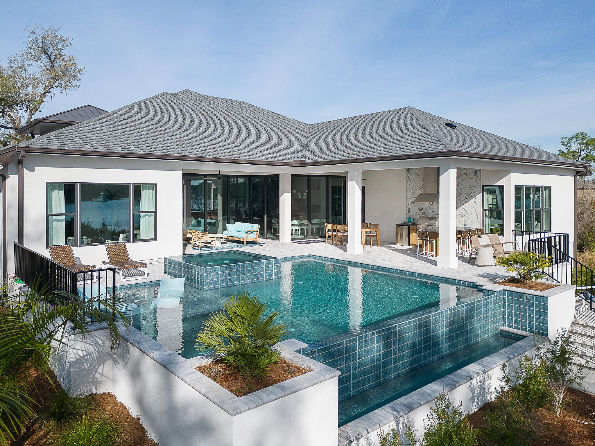 Cove Pointe - Residential