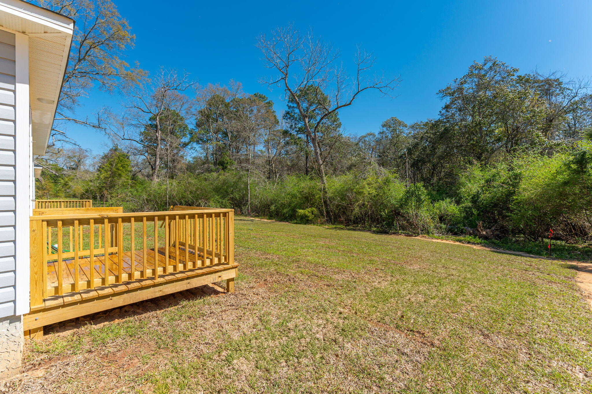 FAIRVIEW L H - Residential