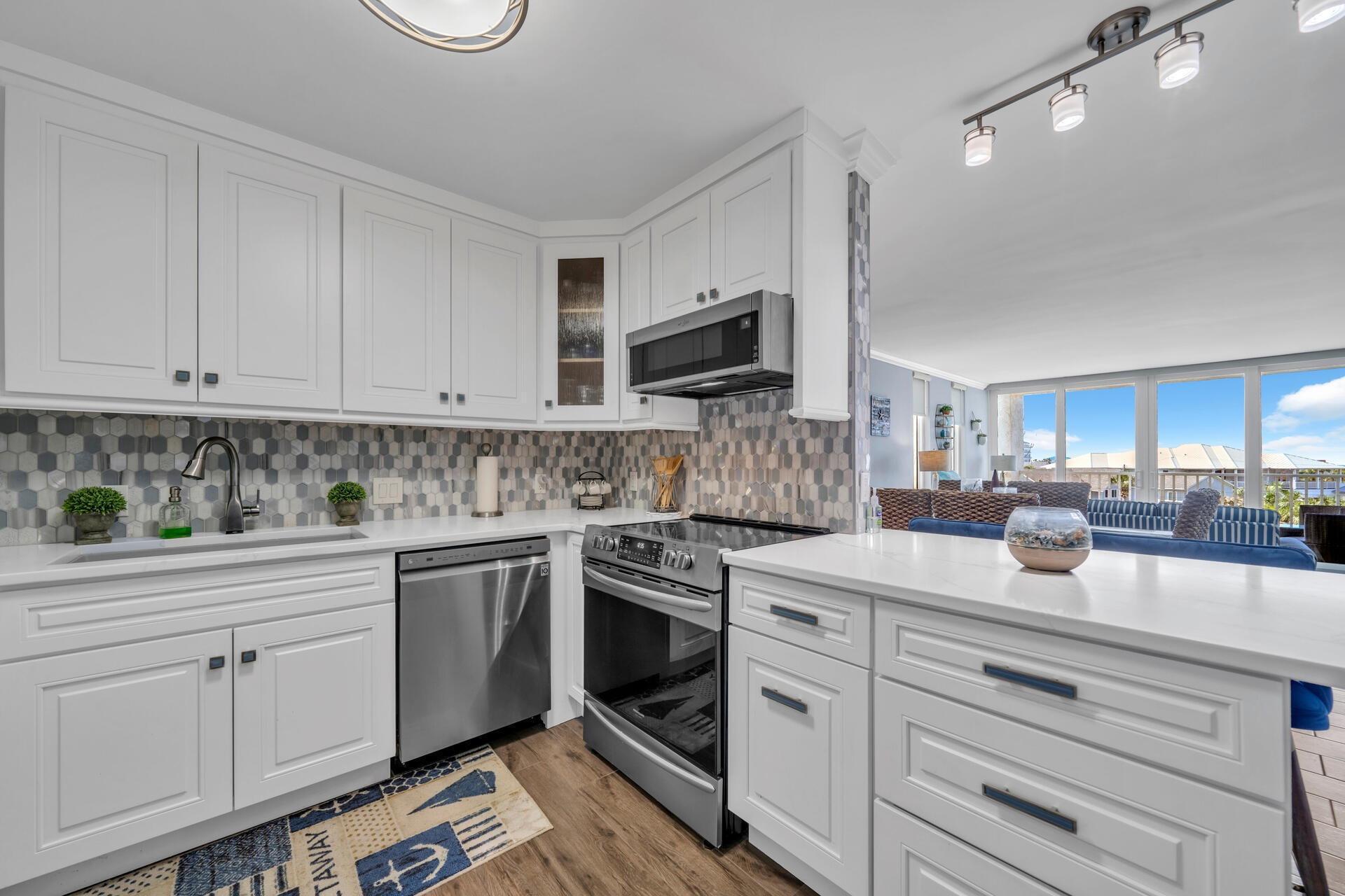 DOLPHIN POINT CONDO - Residential