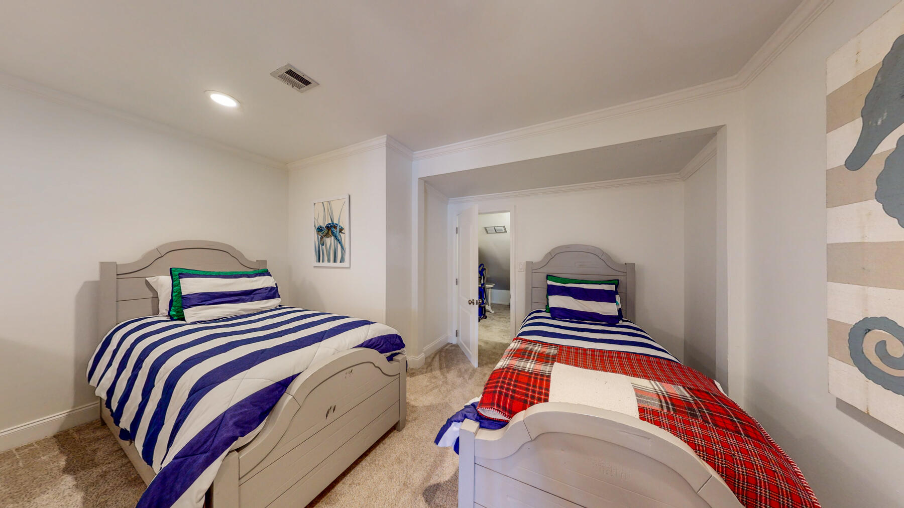 BEACHWALK T/H - Residential