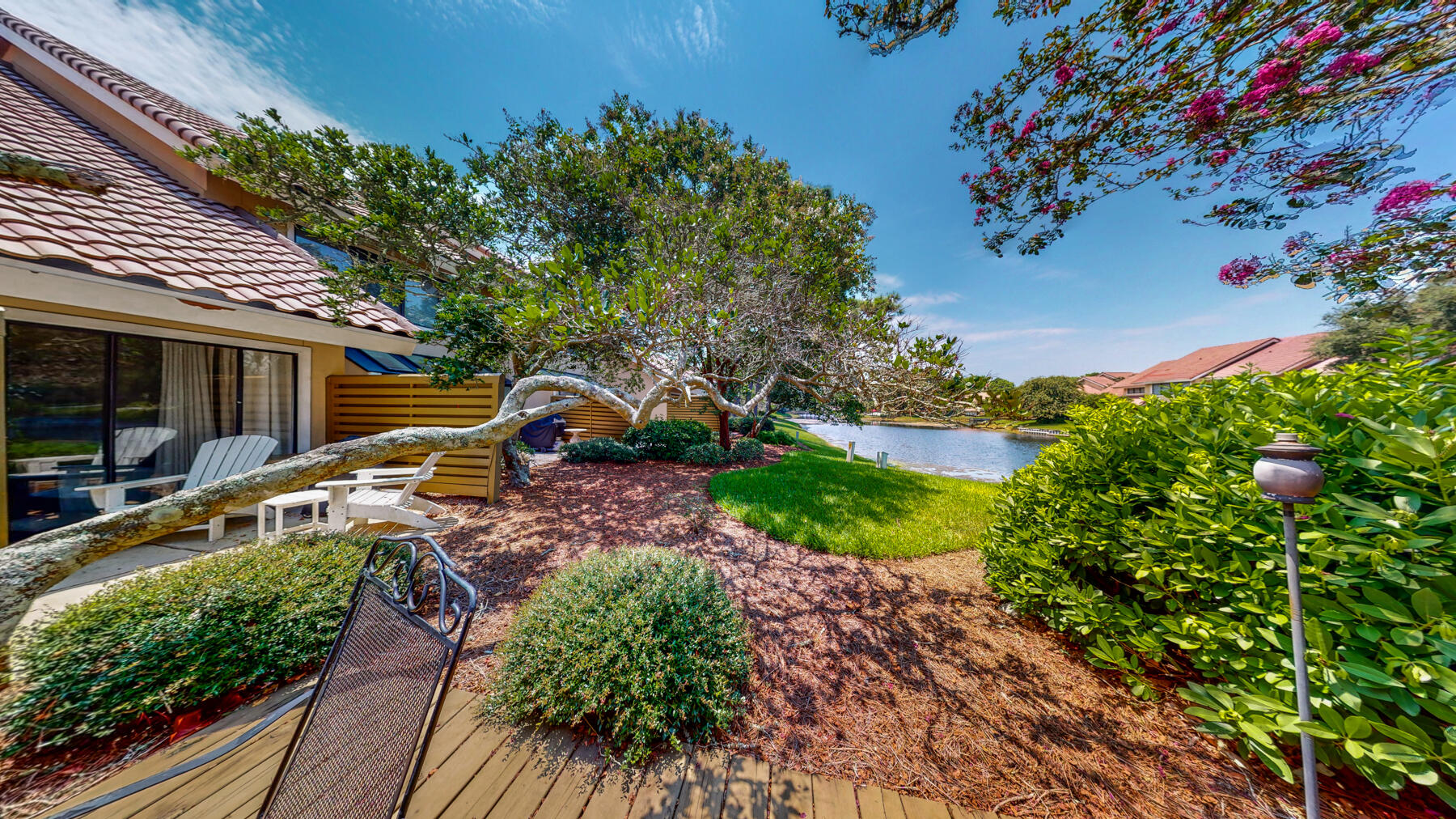 BEACHWALK T/H - Residential