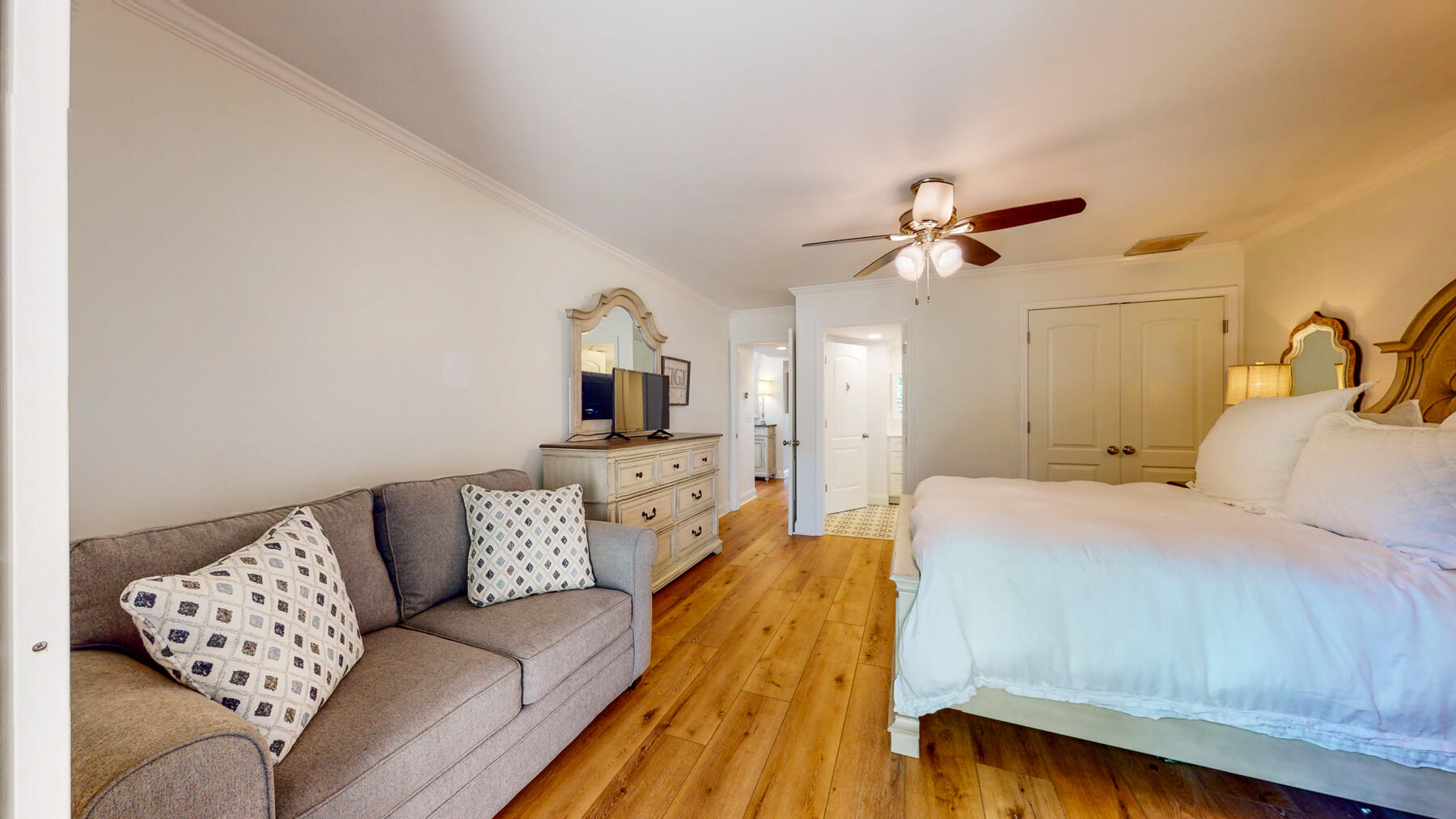 BEACHWALK T/H - Residential