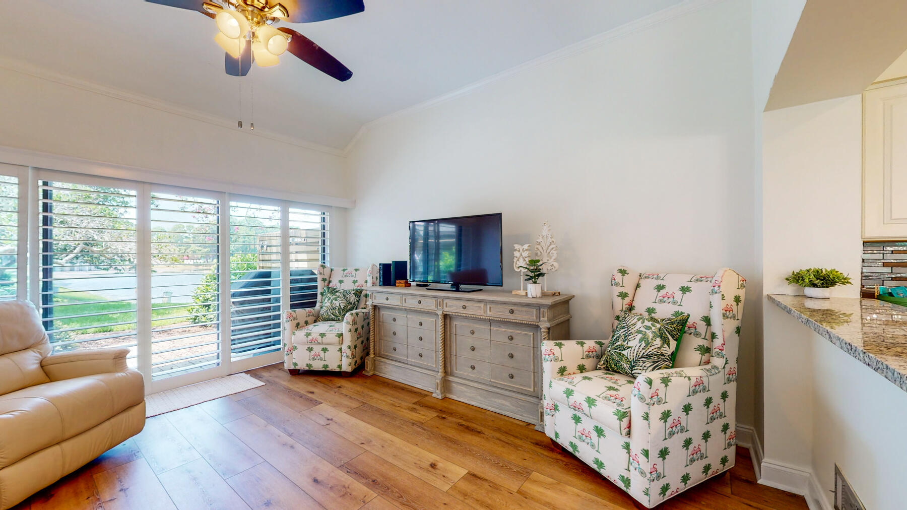 BEACHWALK T/H - Residential