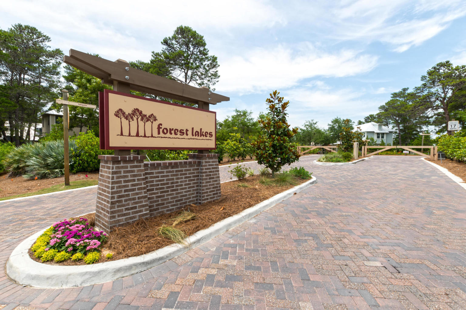 FOREST LAKES PH I - Land