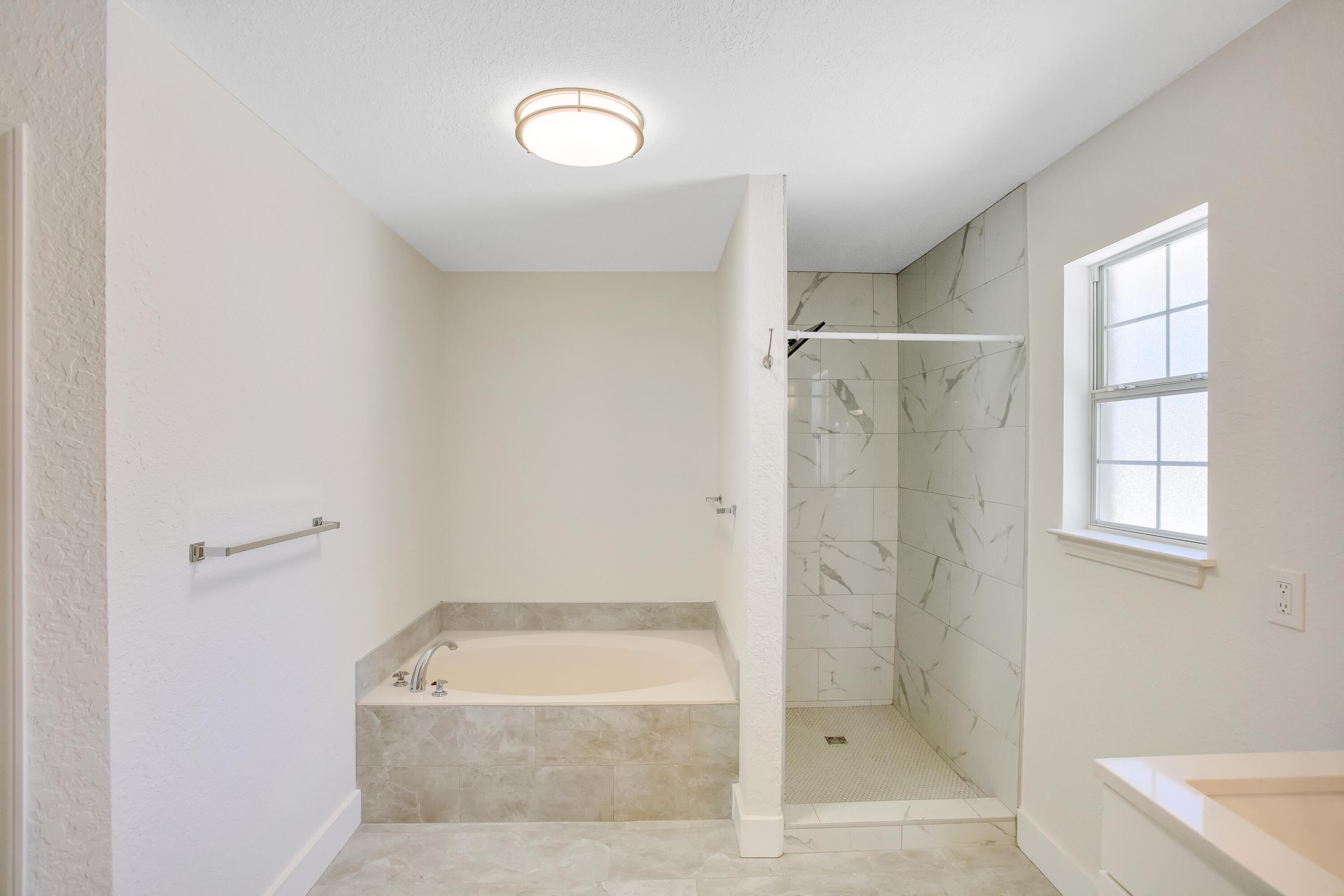 DRIFTWOOD ESTATES - Residential