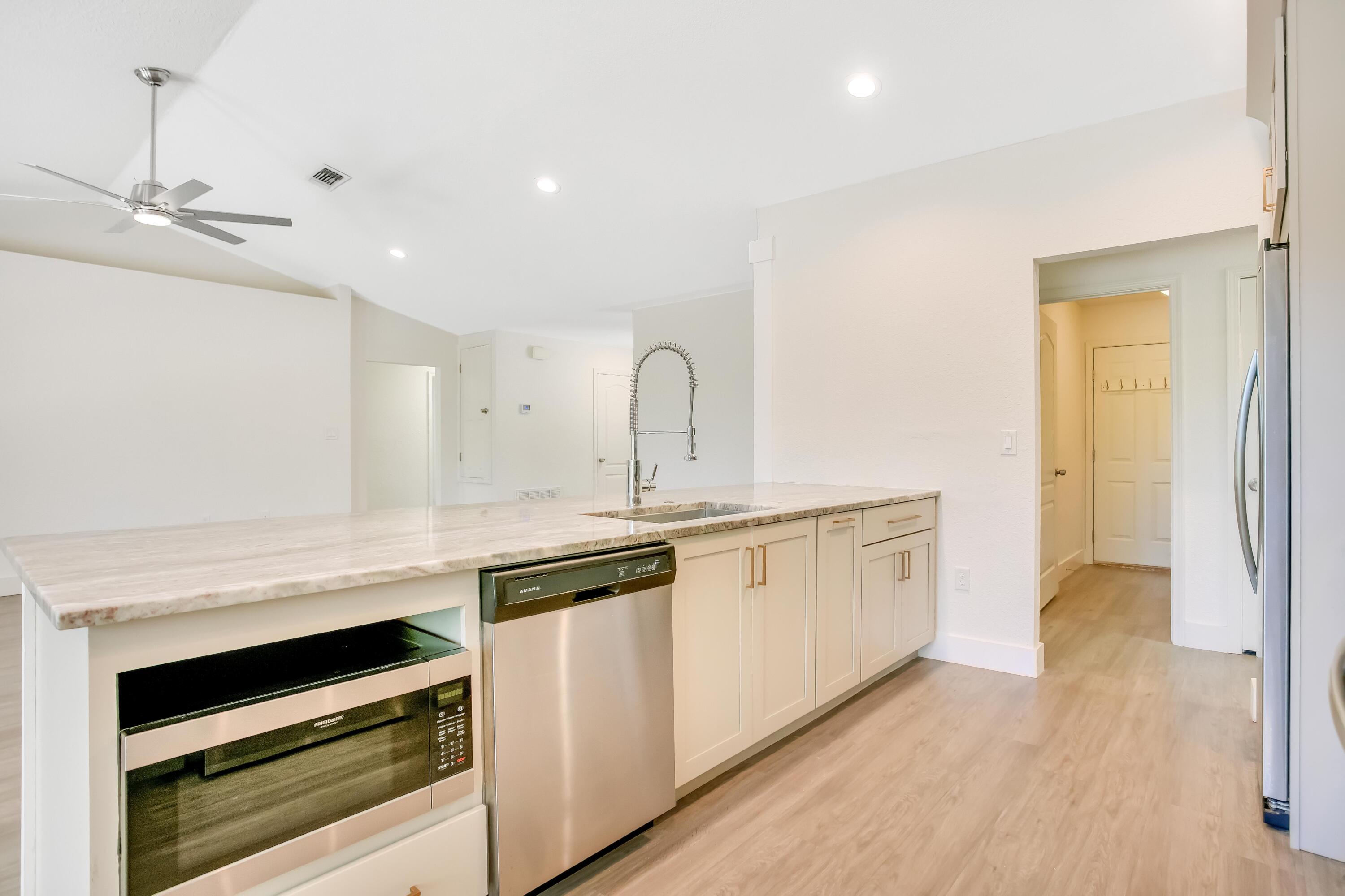 DRIFTWOOD ESTATES - Residential