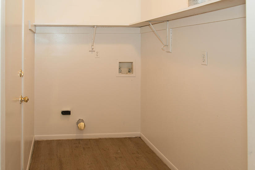 LIVEOAK S/D - Residential