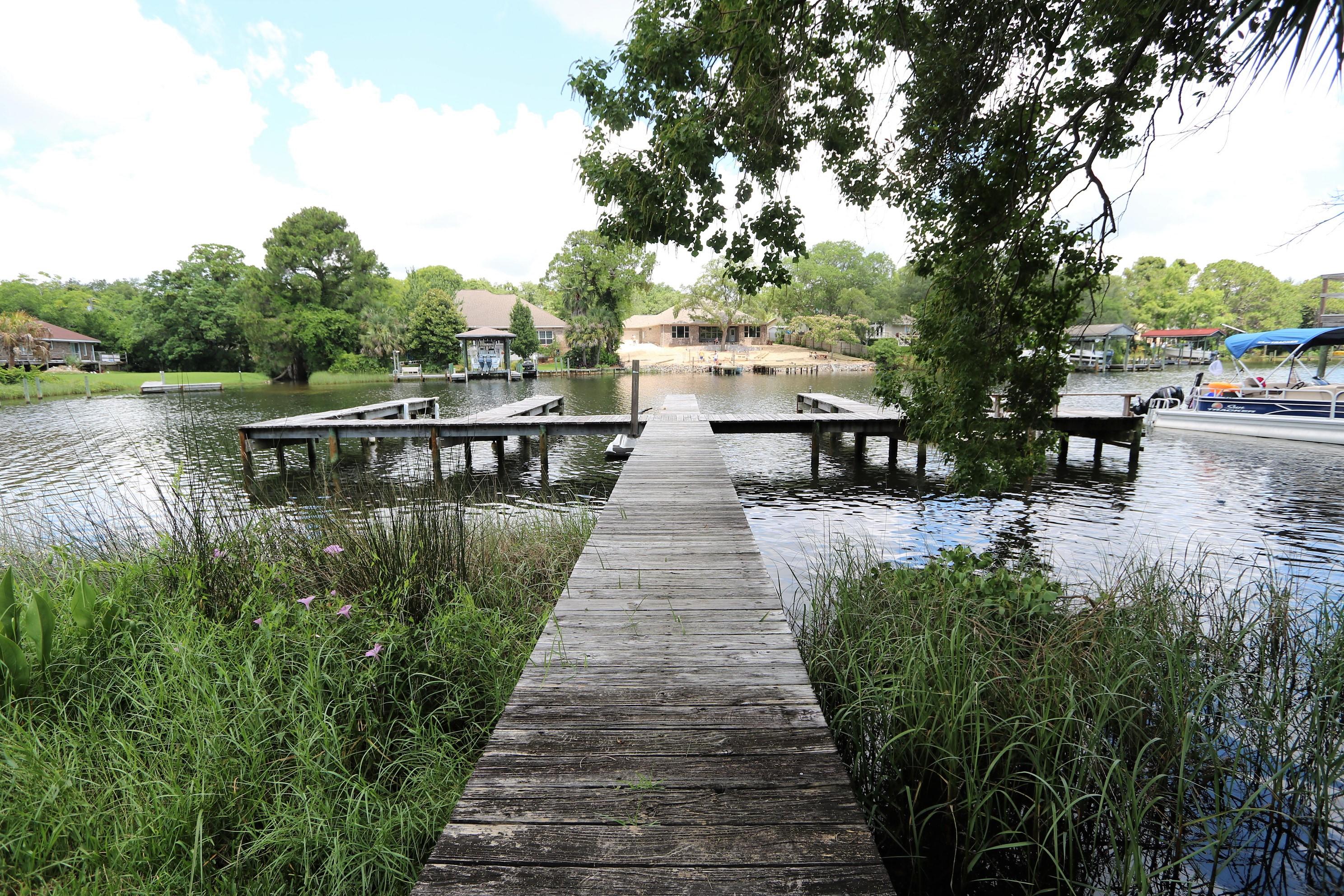 LARKIN PLACE T/H LOT 2 - Residential