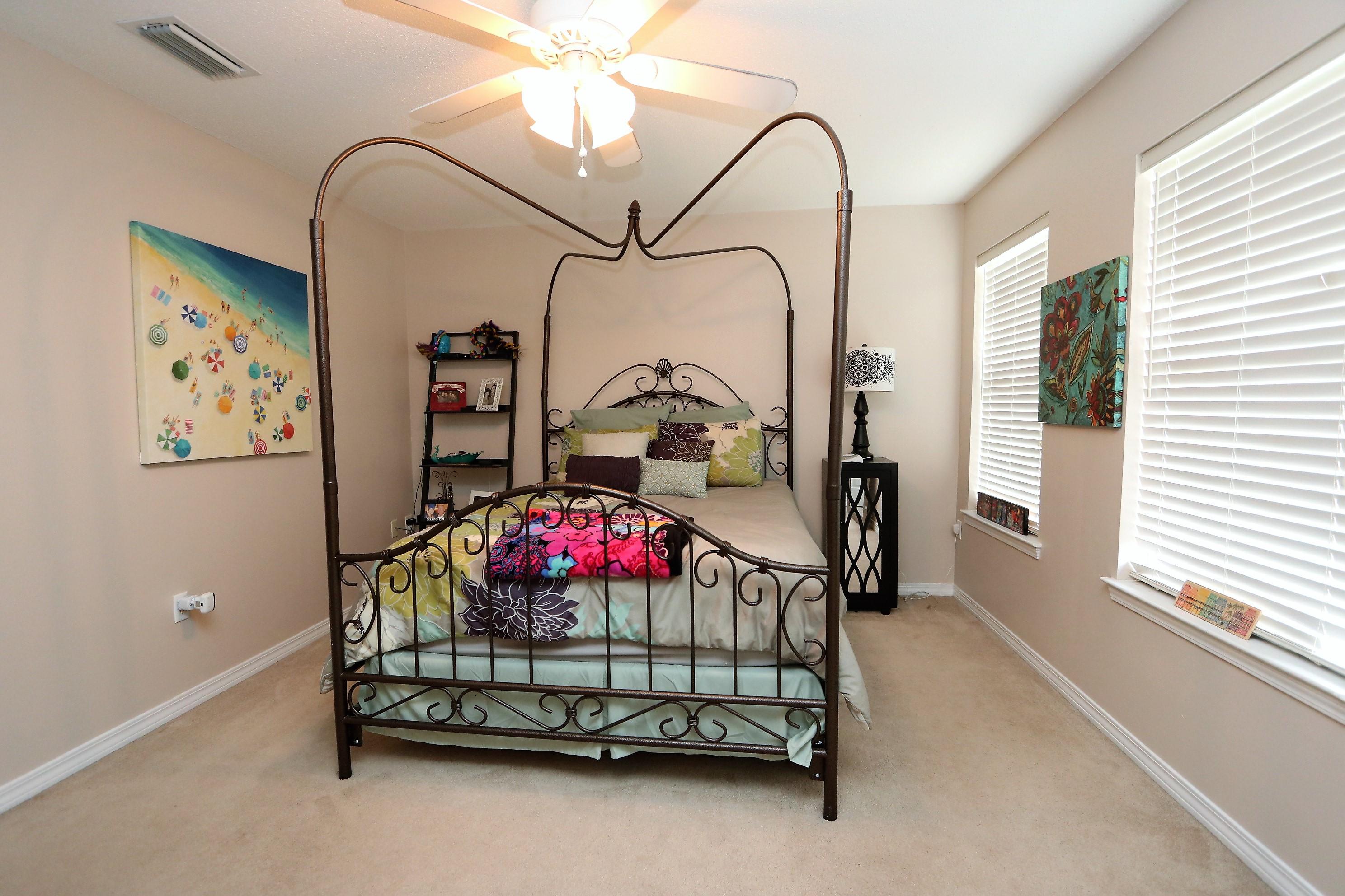 LARKIN PLACE T/H LOT 2 - Residential