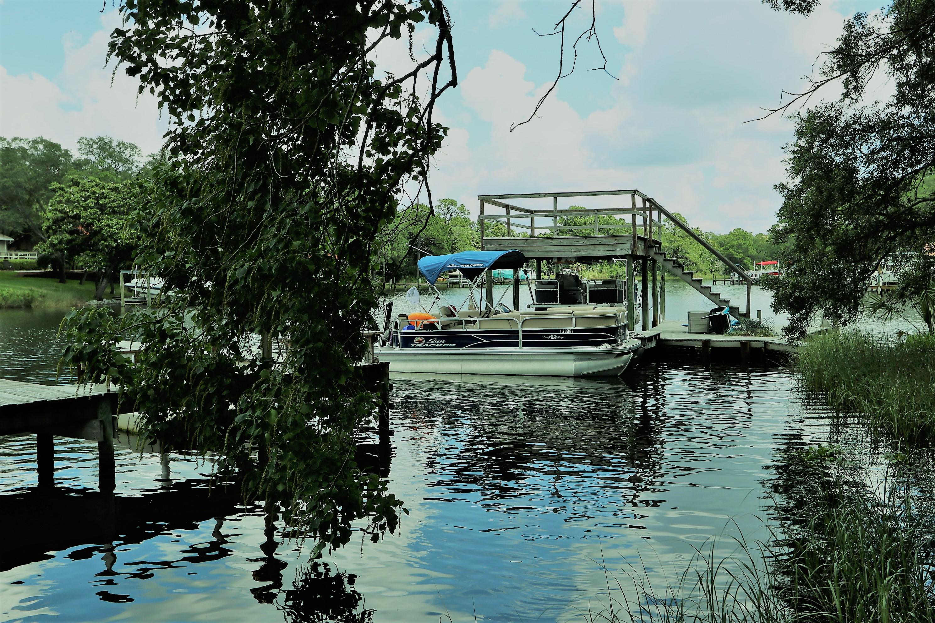 LARKIN PLACE T/H LOT 2 - Residential