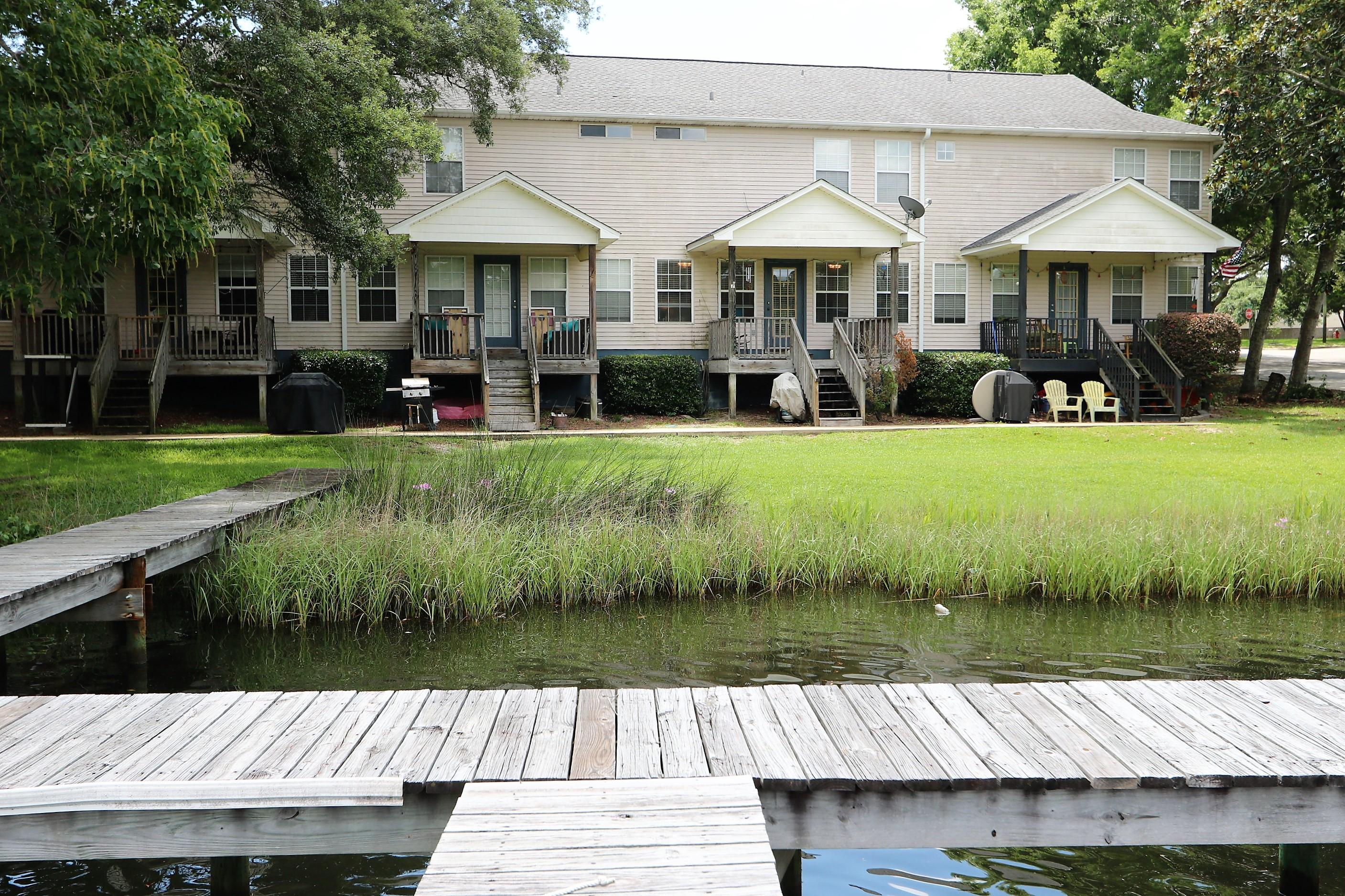 LARKIN PLACE T/H LOT 2 - Residential