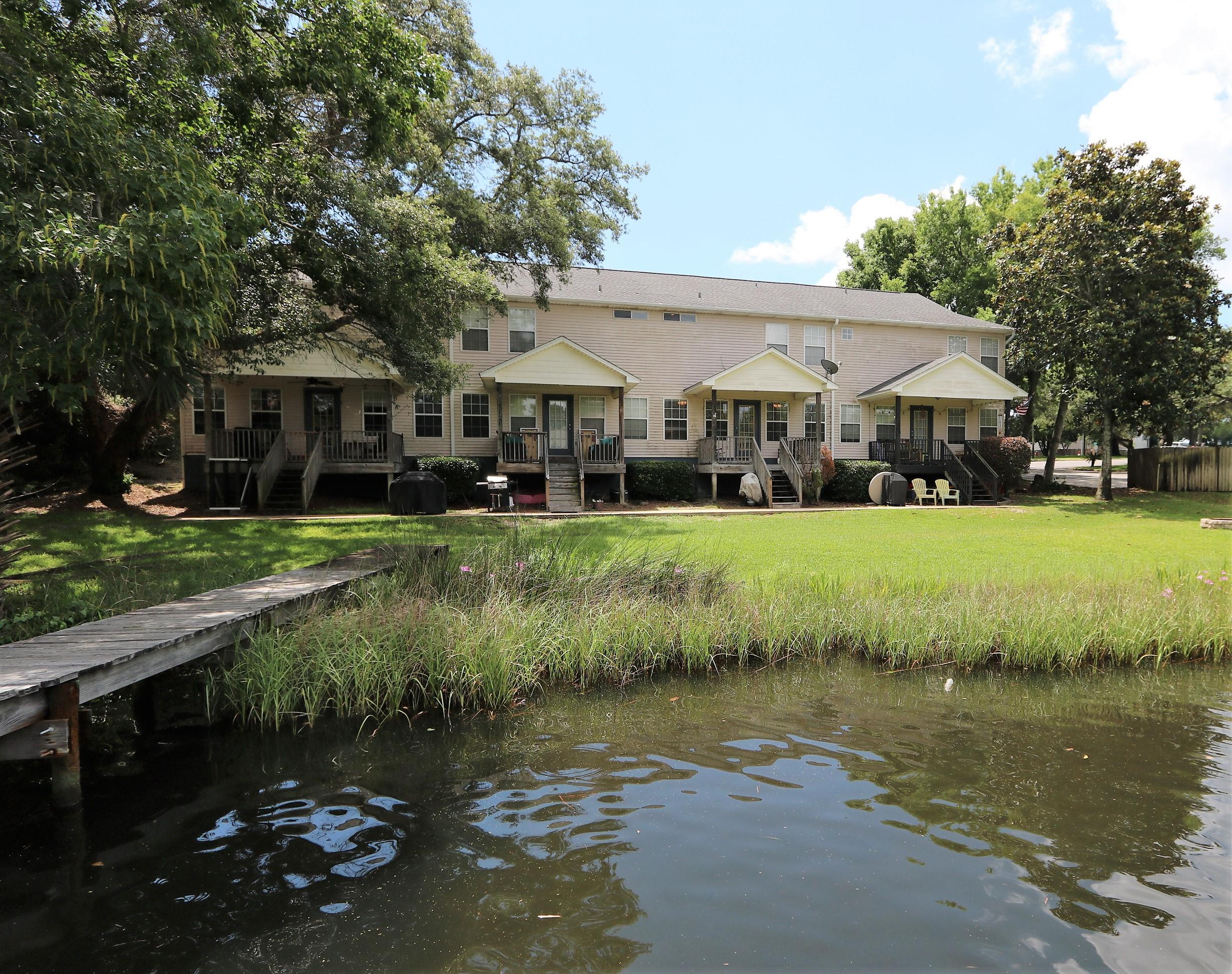 LARKIN PLACE T/H LOT 2 - Residential